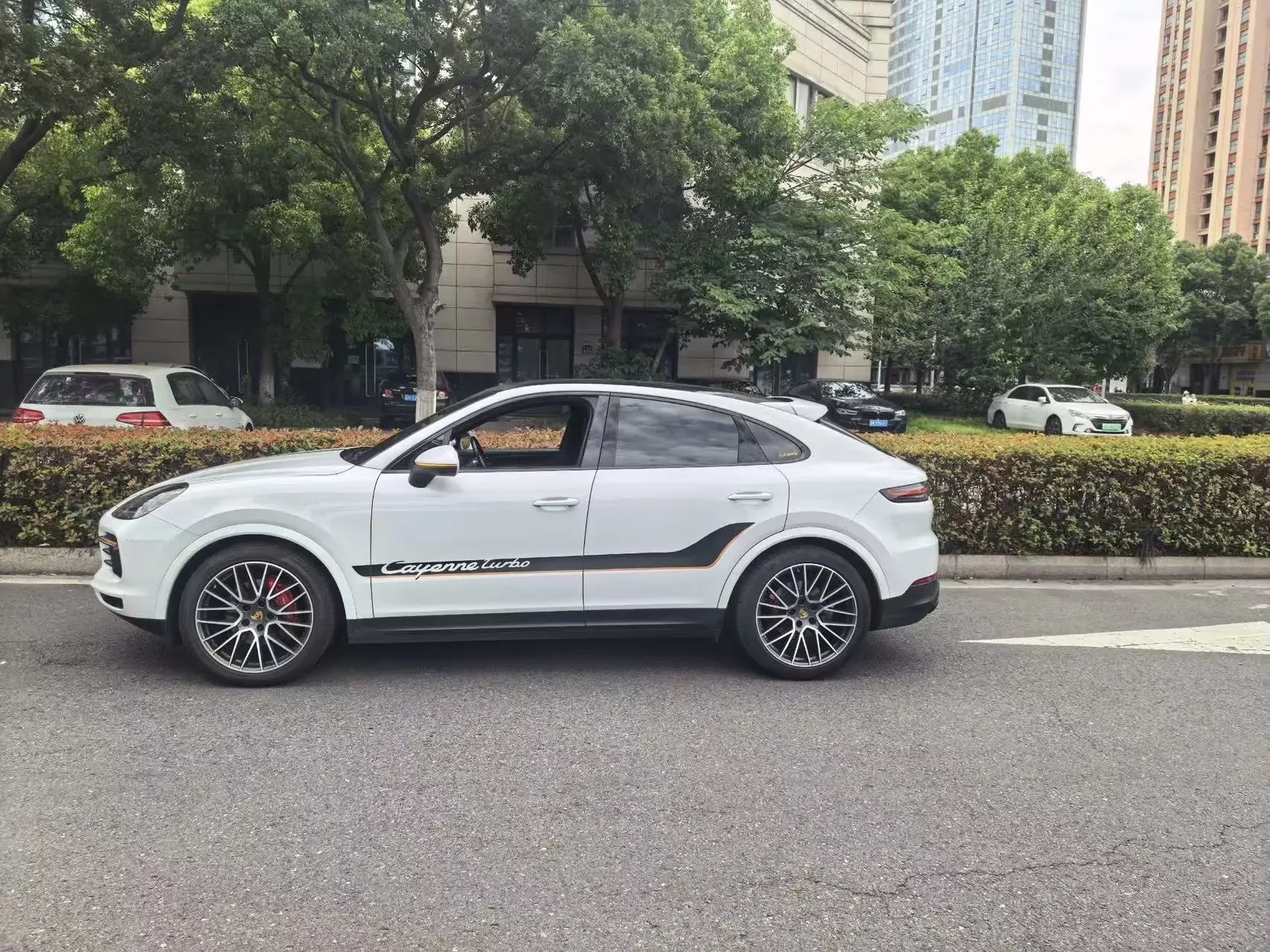 Porsche Cayenne Coupe
