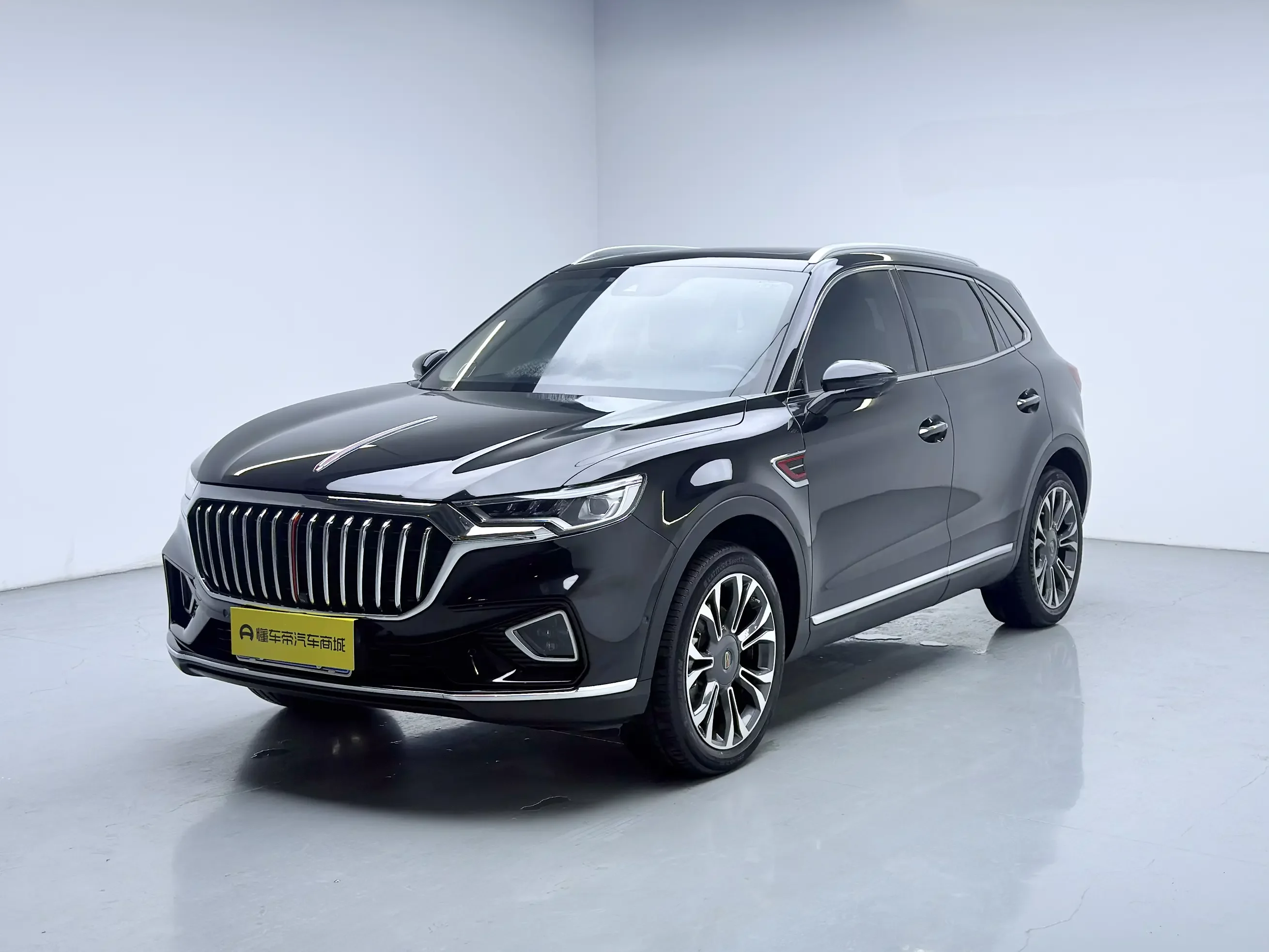 Hongqi HS5