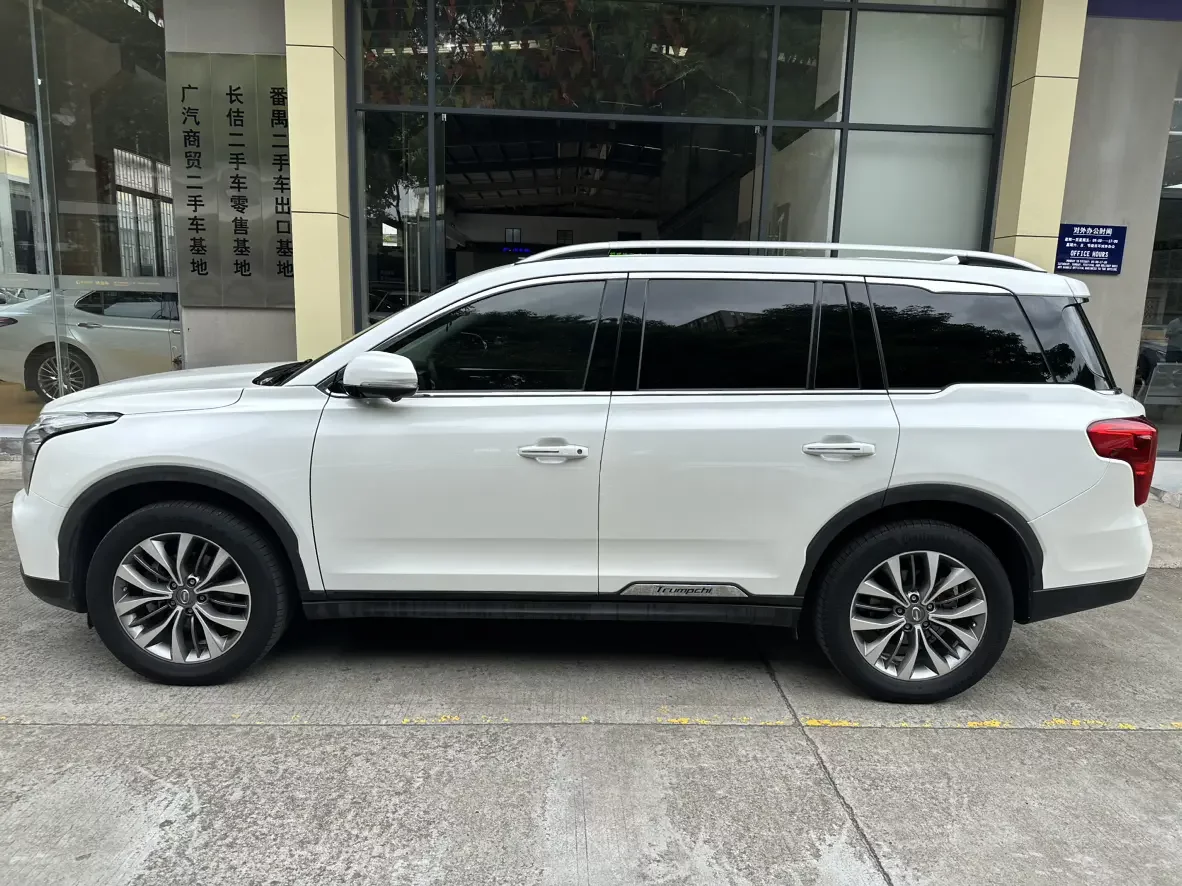 GAC Trumpchi GS8