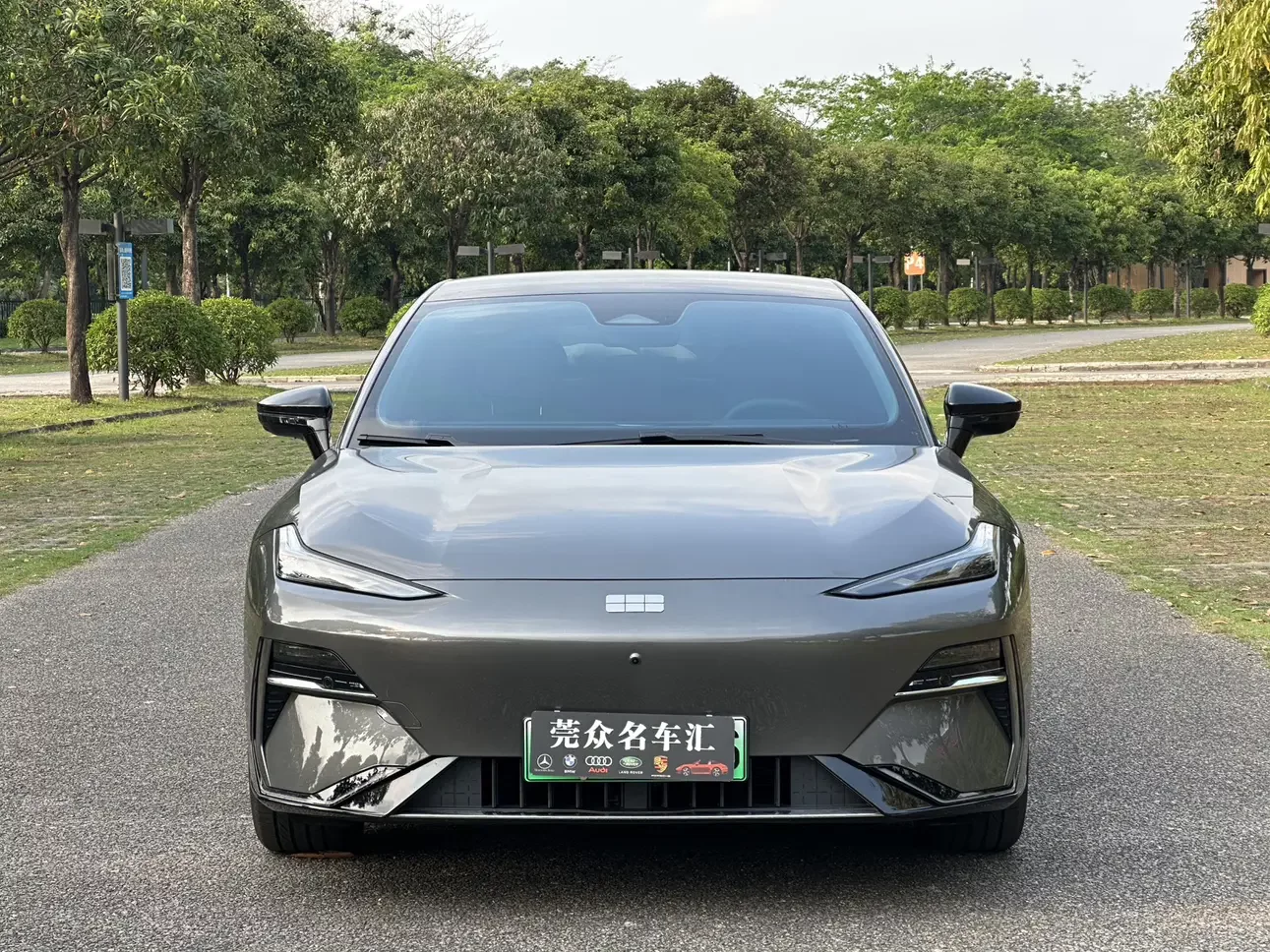 Geely Galaxy E8