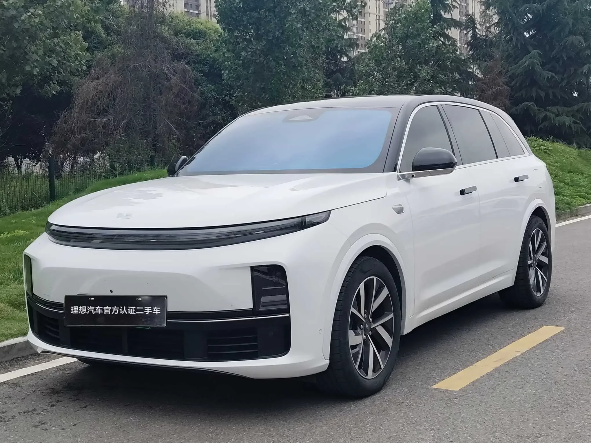 Li L7 (Ideal L7)  из Китая