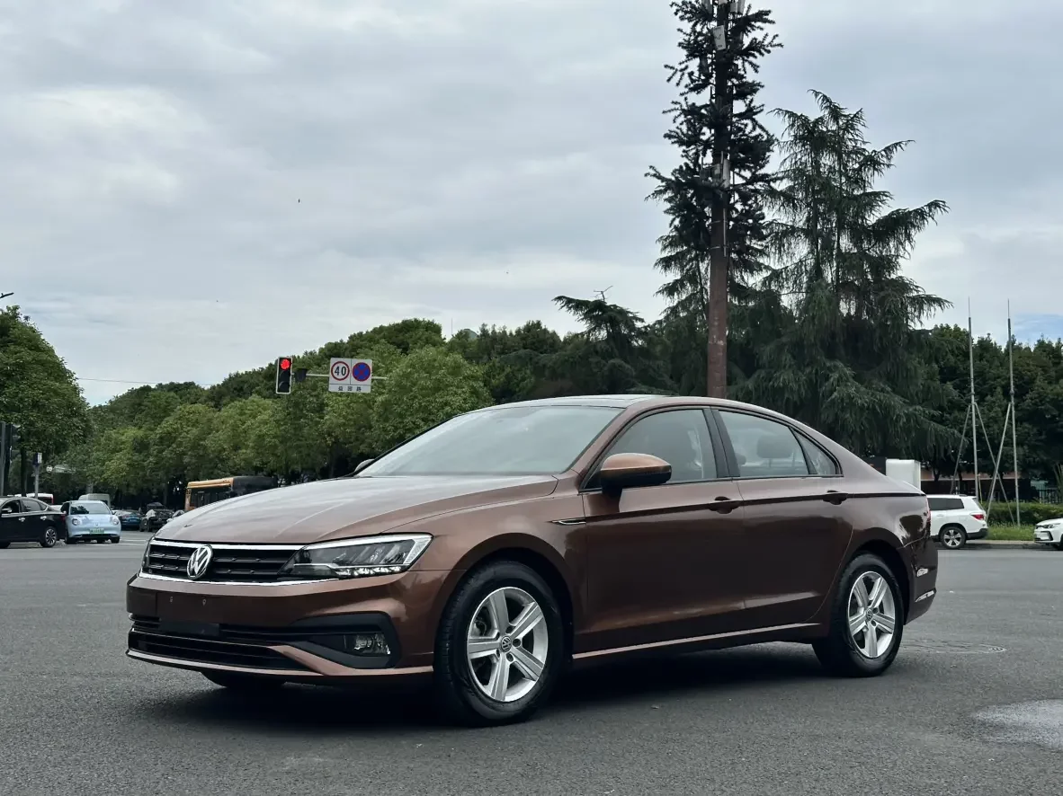 Volkswagen Lamando