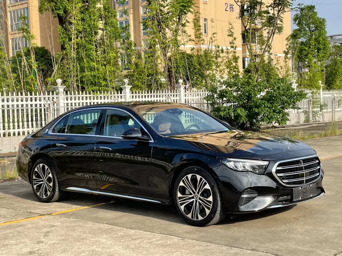 Mercedes-Benz E-Class PHEV