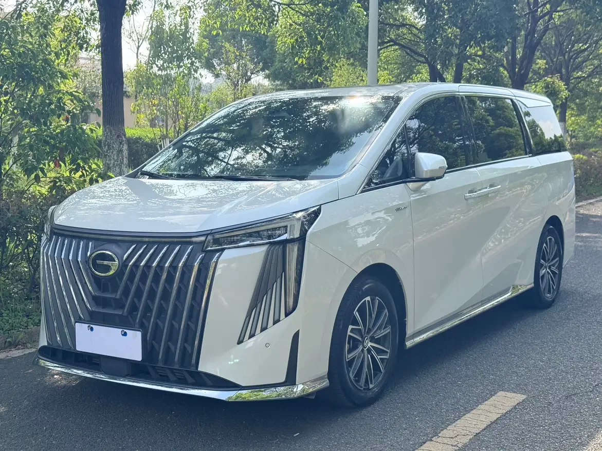 GAC Trumpchi M8