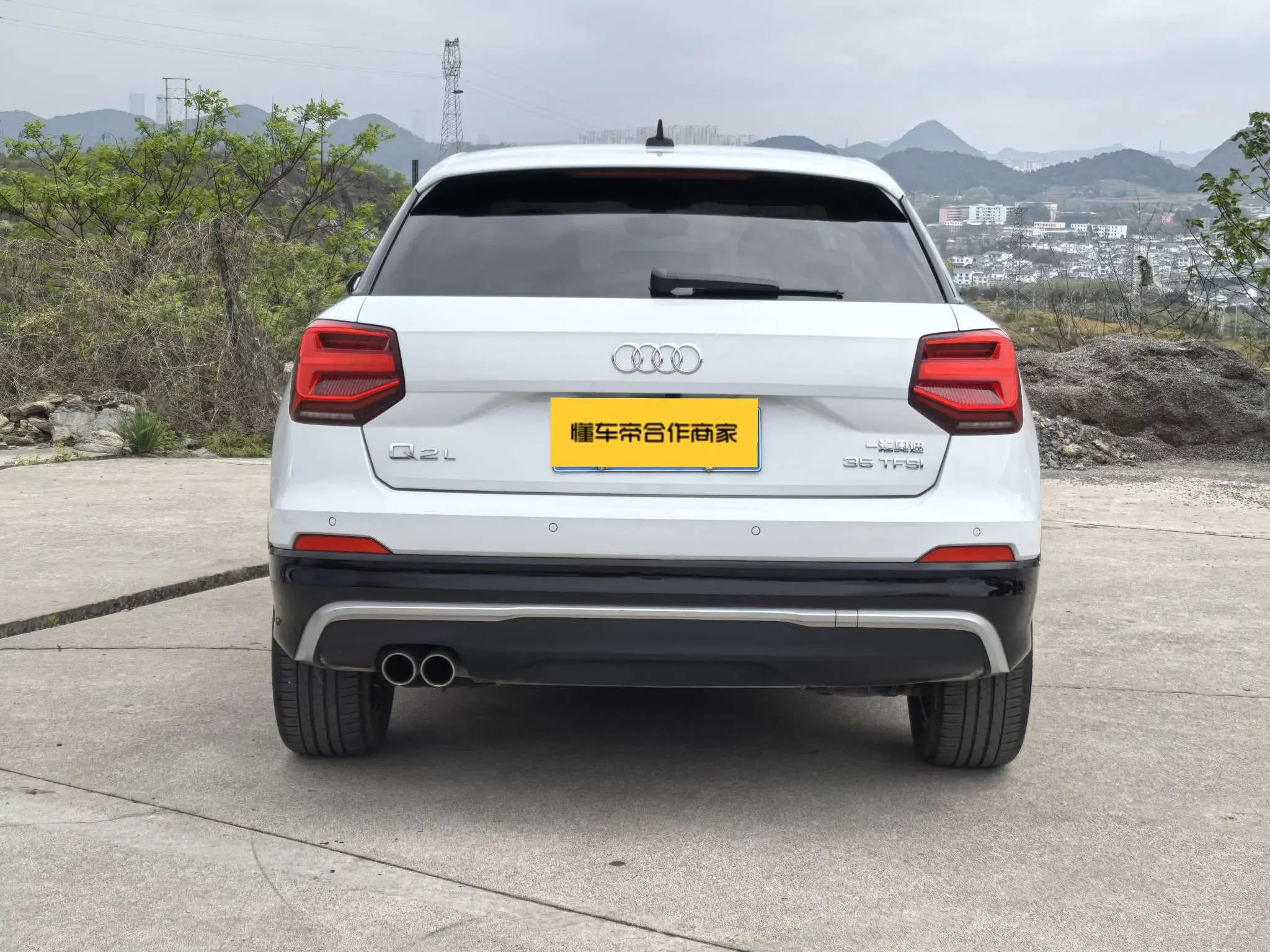 Audi Q2L