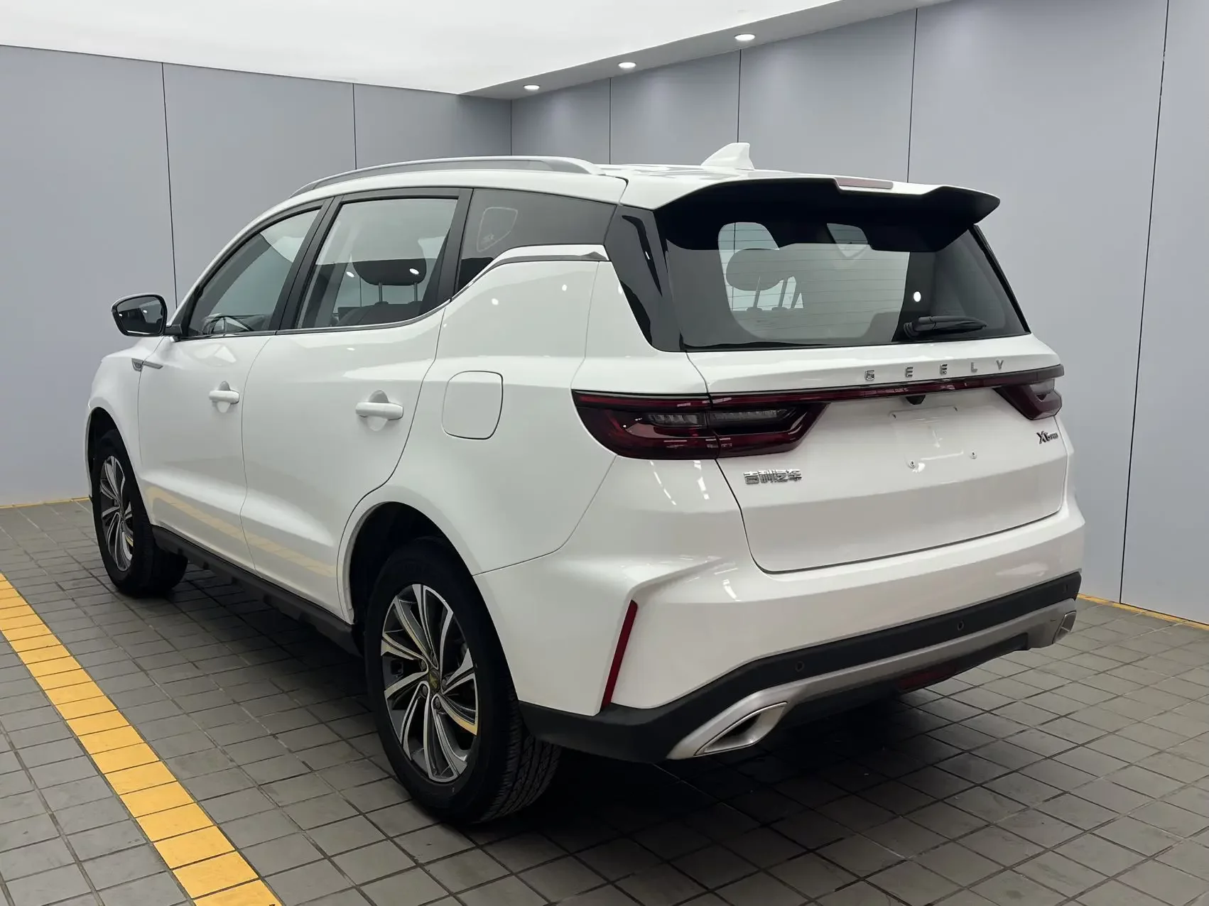 Geely Vision X6