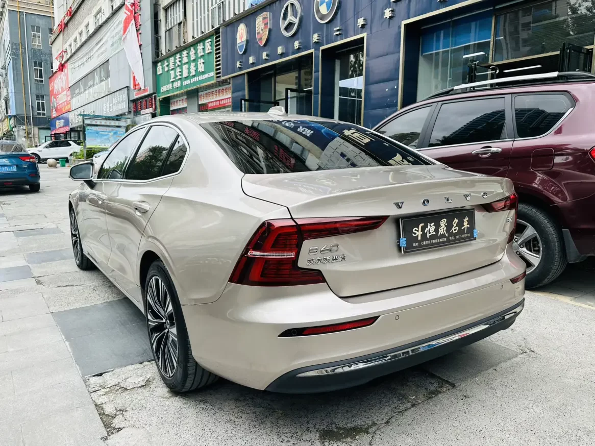 Volvo S60