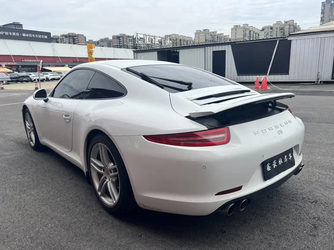 Porsche 911