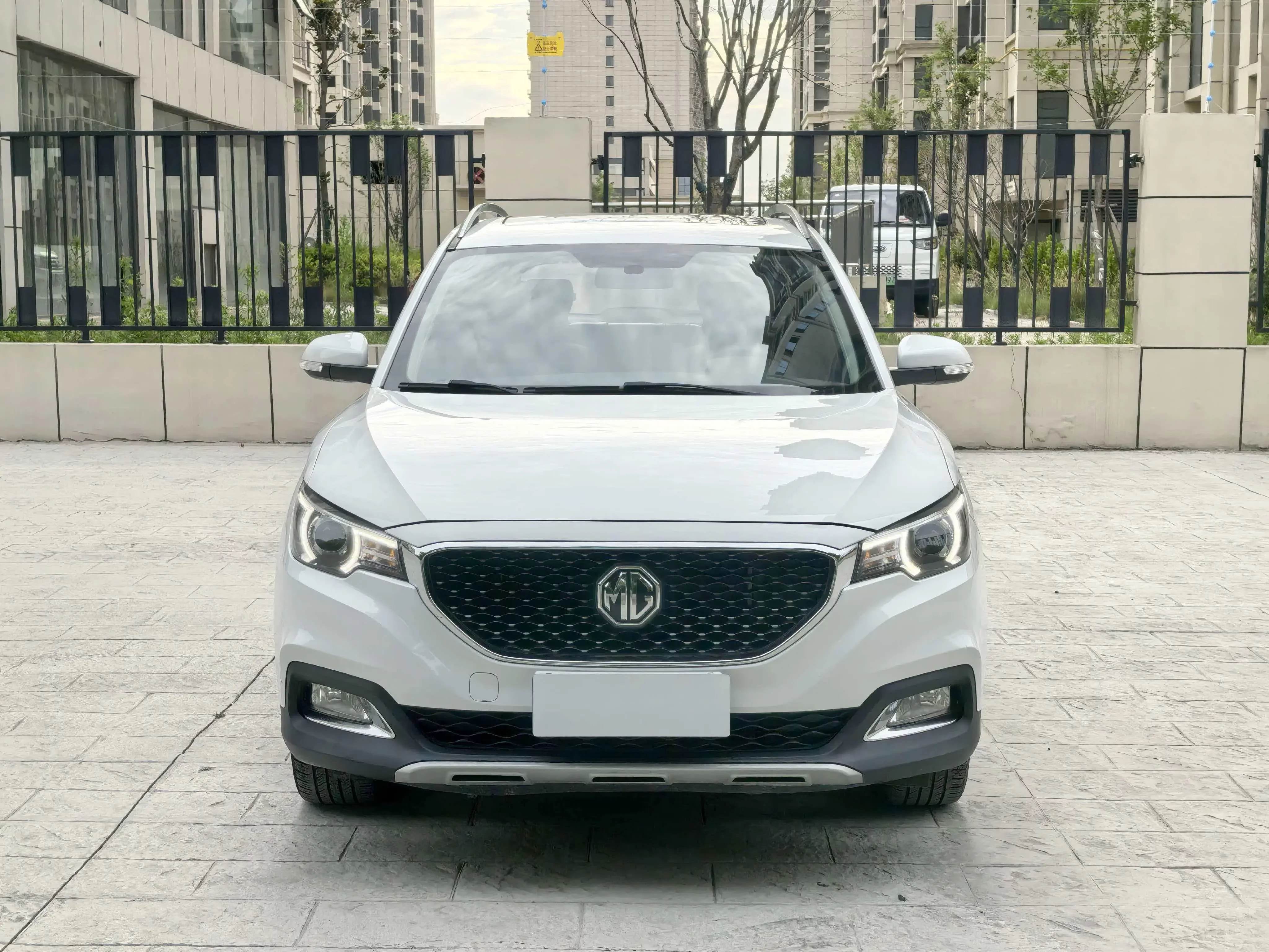 MG ZS