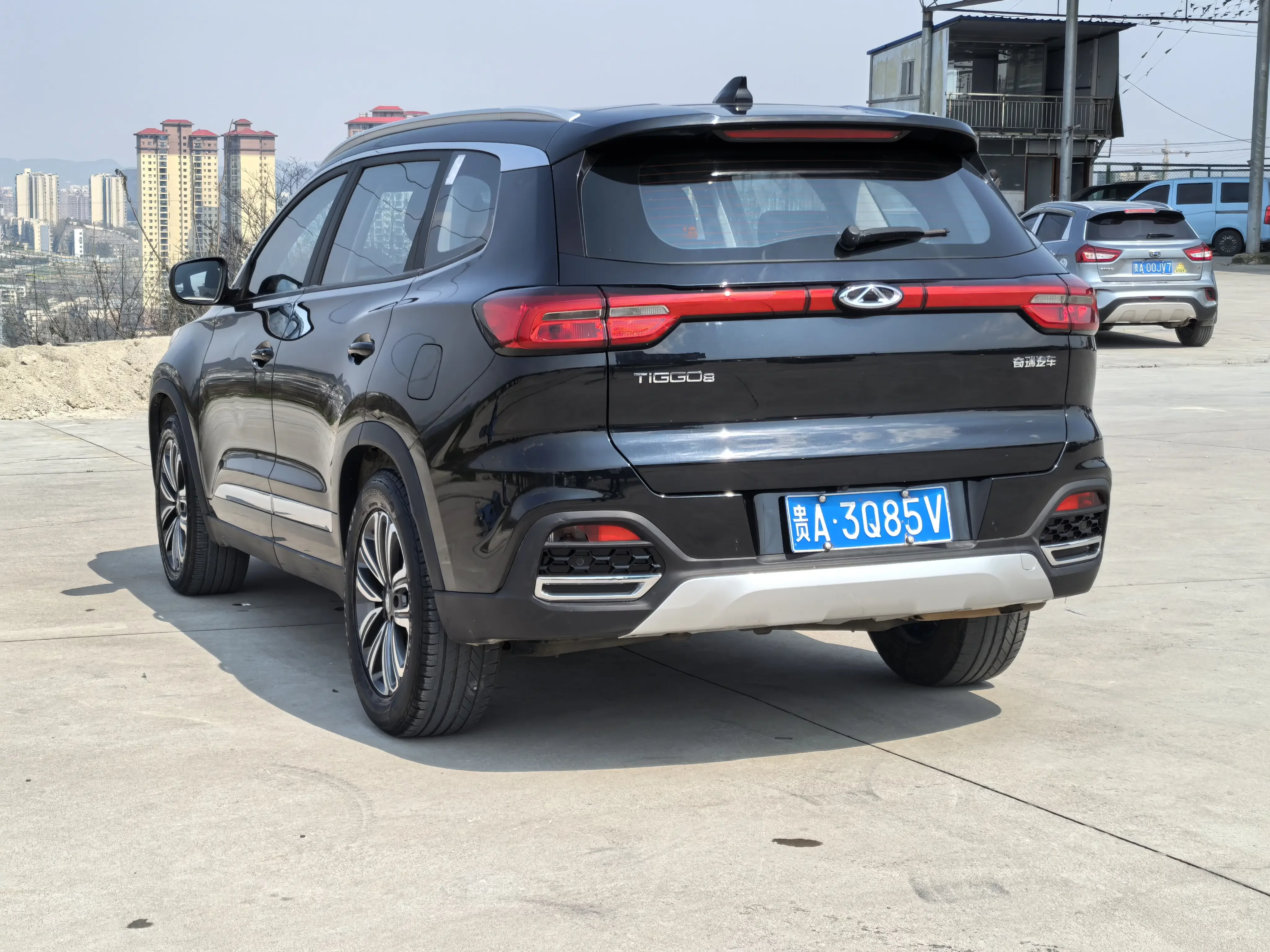 Chery Tiggo 8