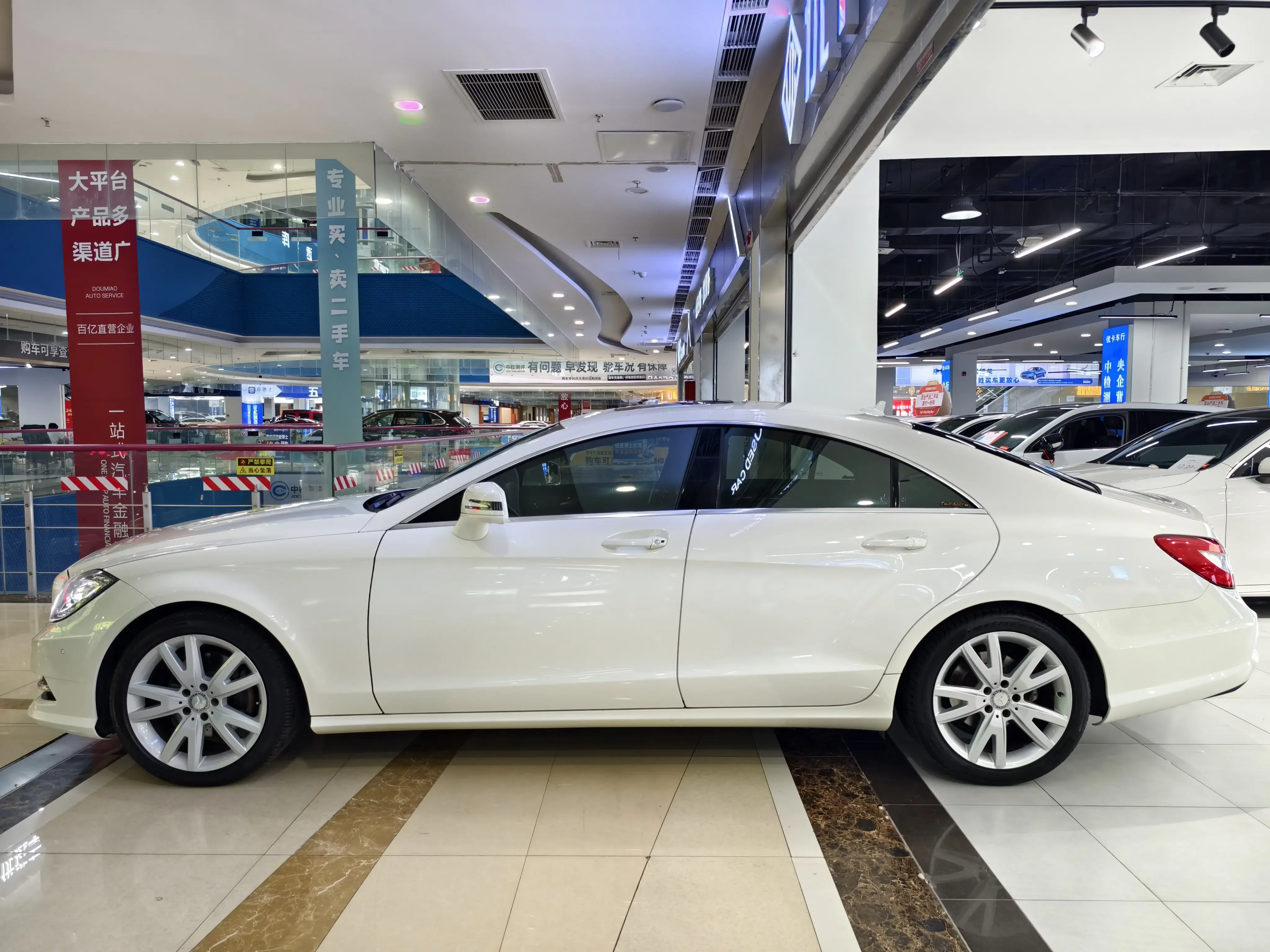 Mercedes-Benz CLS