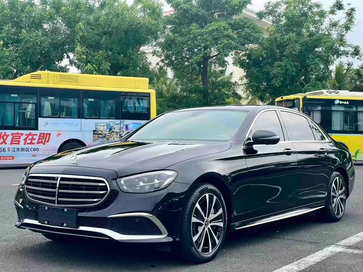Mercedes-Benz E-Class PHEV