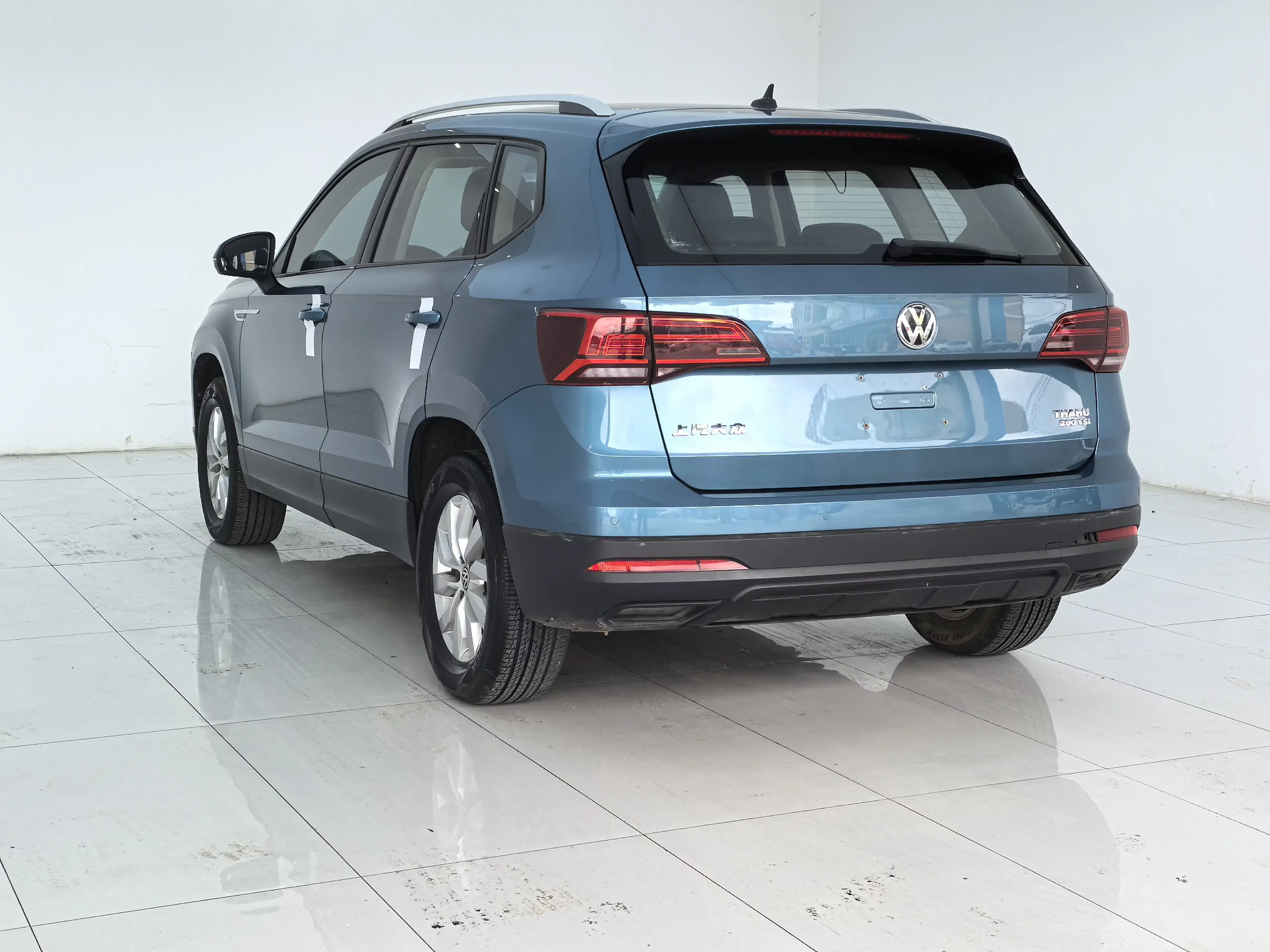 Volkswagen Tharu