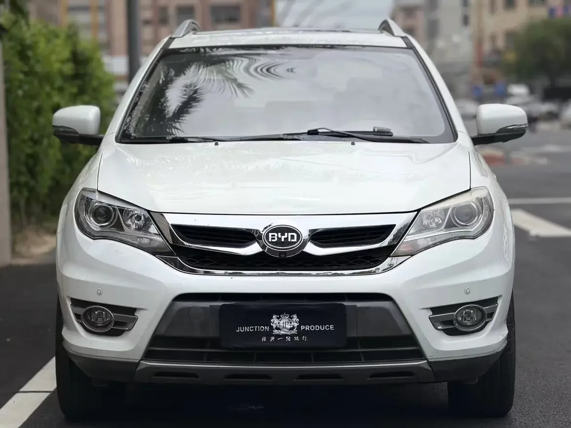 BYD S7