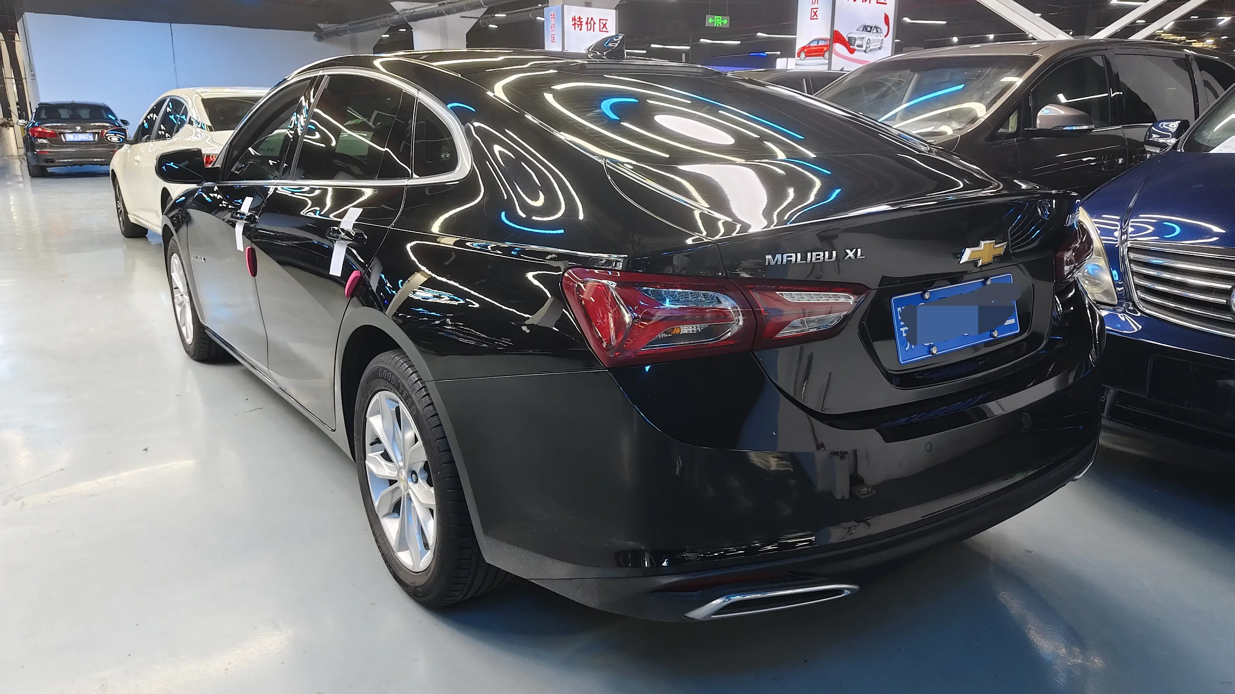 Chevrolet Malibu XL
