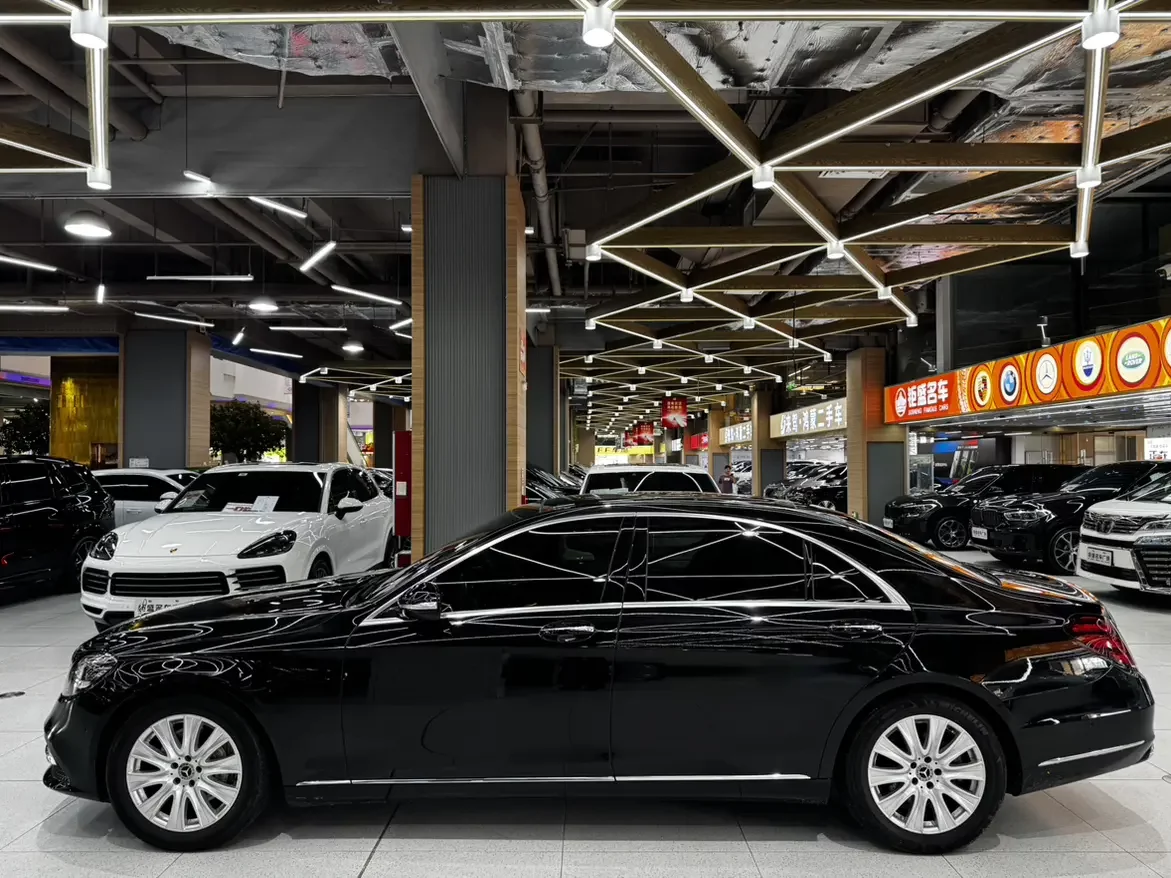 Mercedes-Benz S Class
