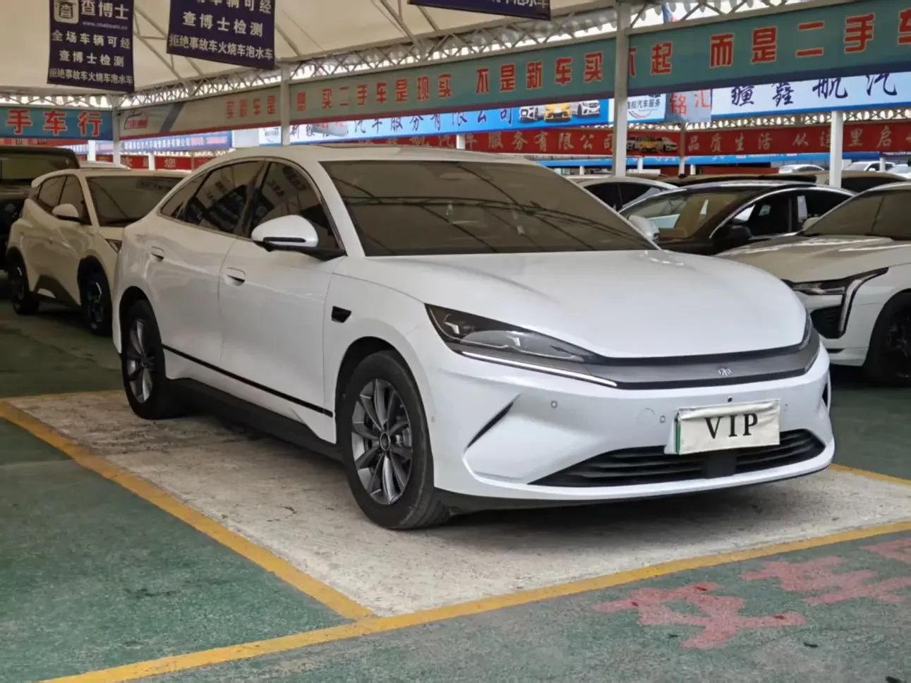 BYD Qin L EV