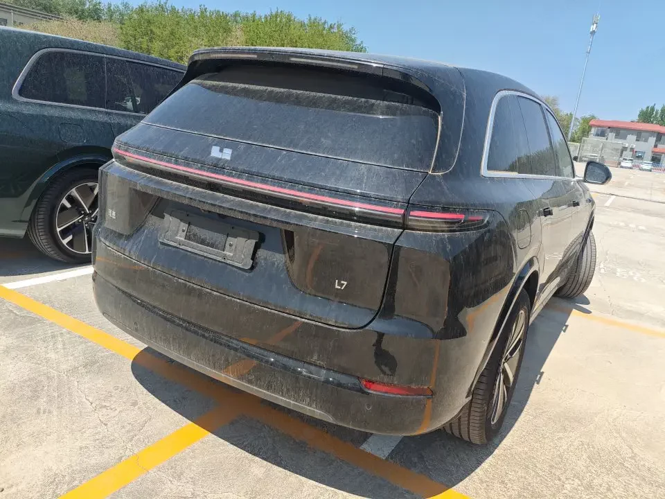 Lixiang L7