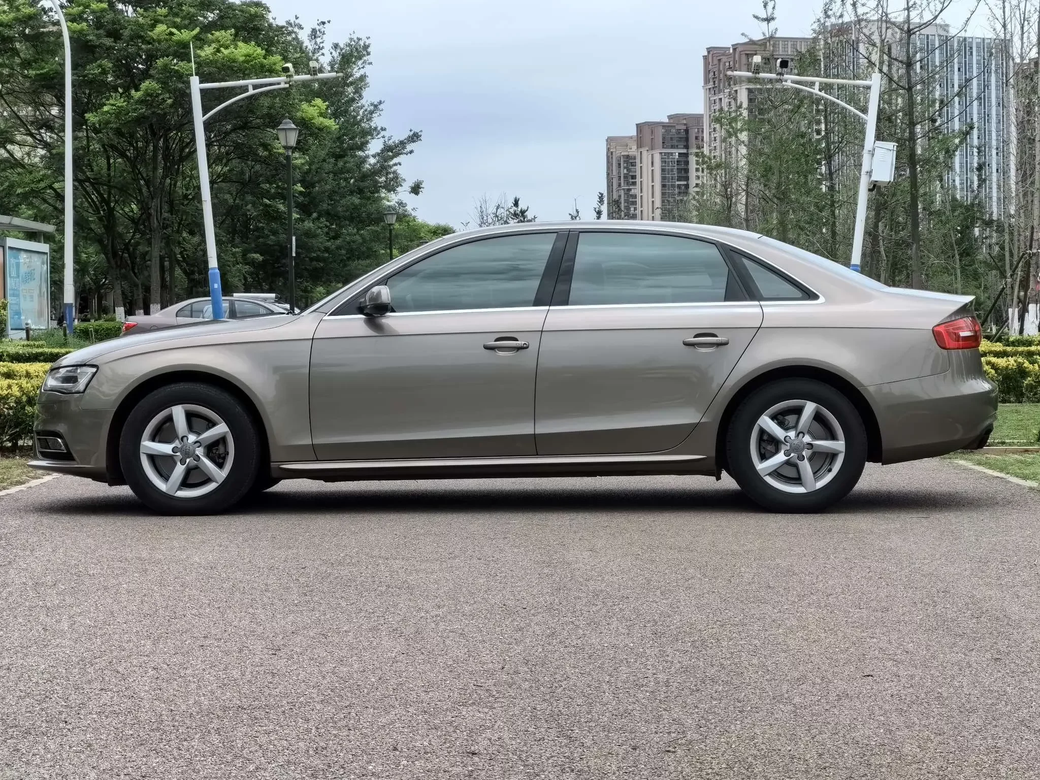 Audi A4L