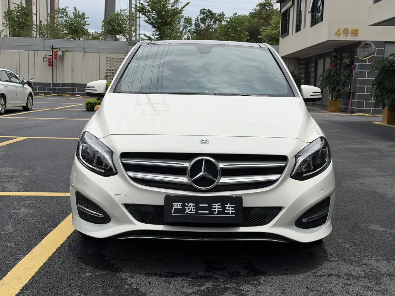 Mercedes-Benz B Class