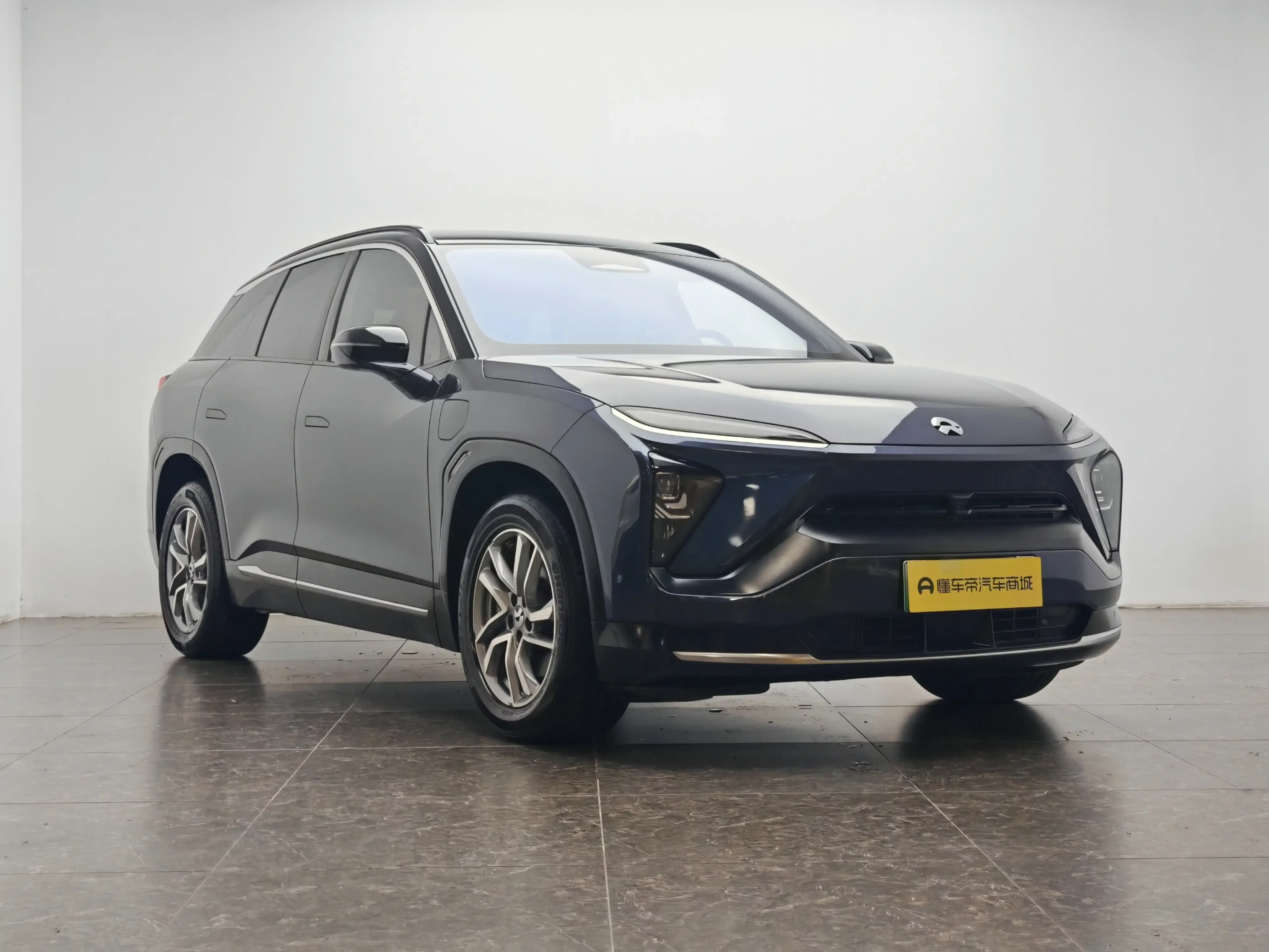 NIO ES6