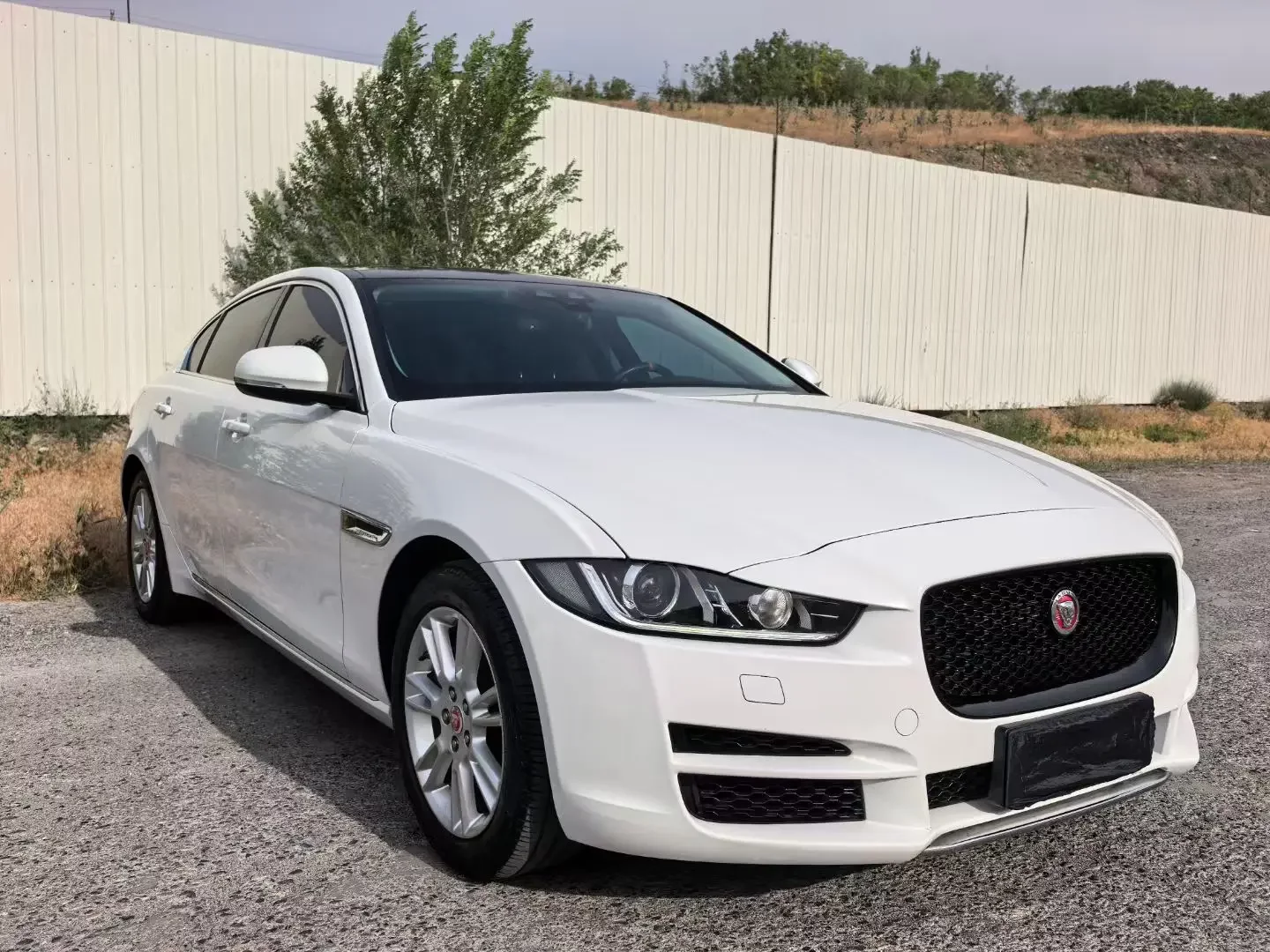 Jaguar XEL