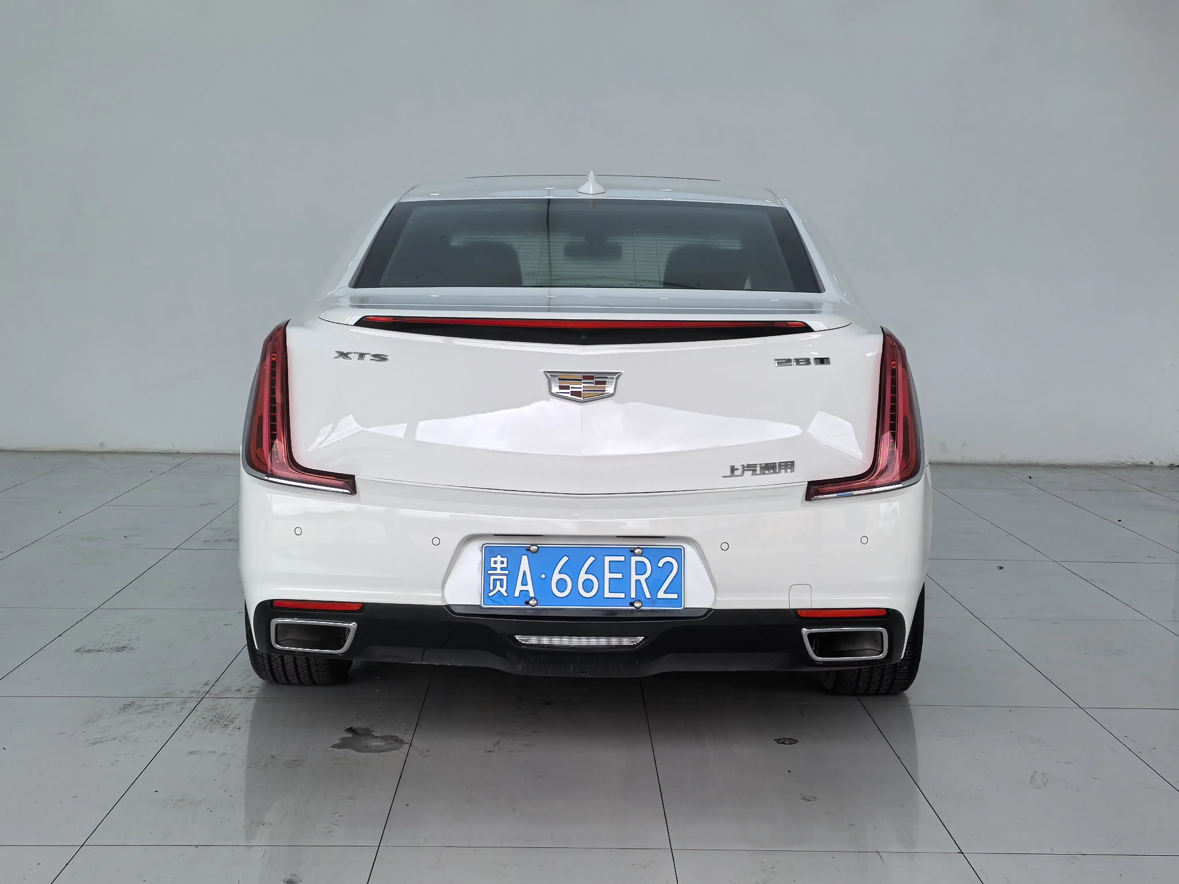 Cadillac XTS