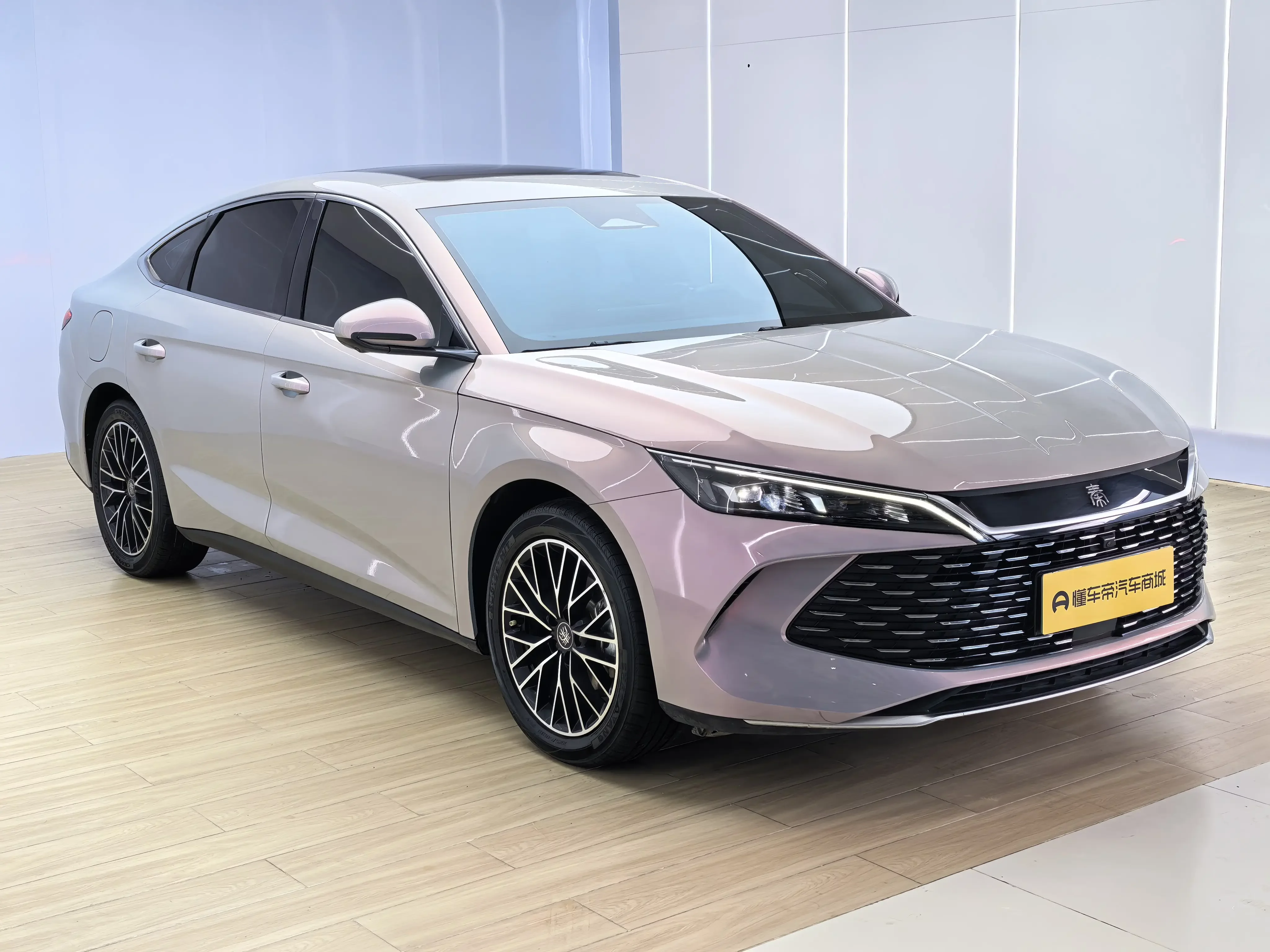 BYD Qin L DM