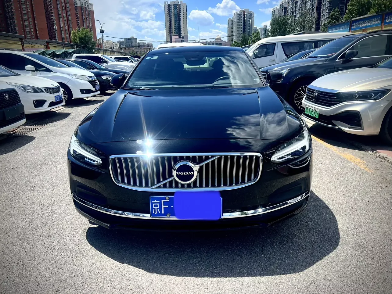 Volvo S90