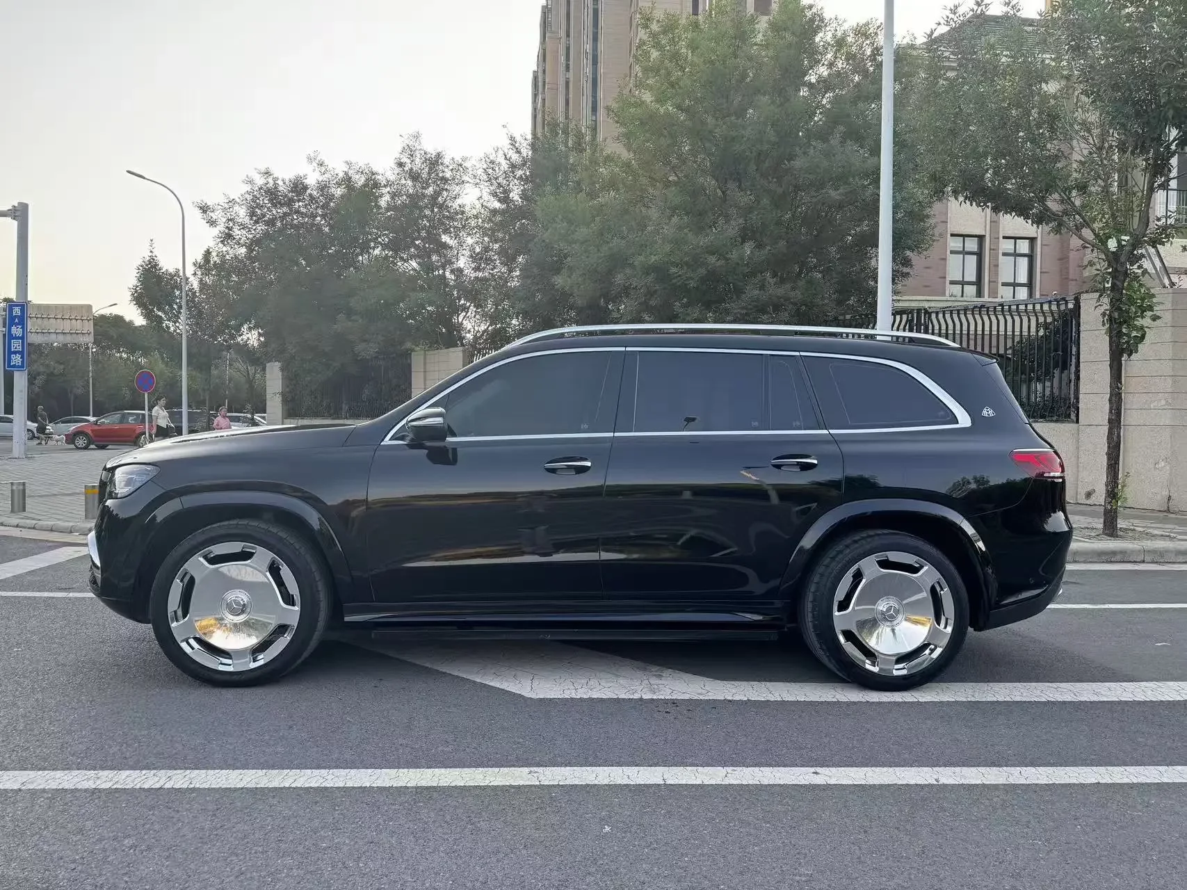 Mercedes-Benz GLS