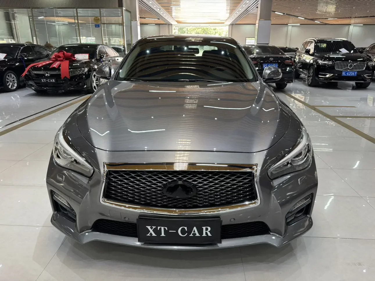 Infiniti Q50L
