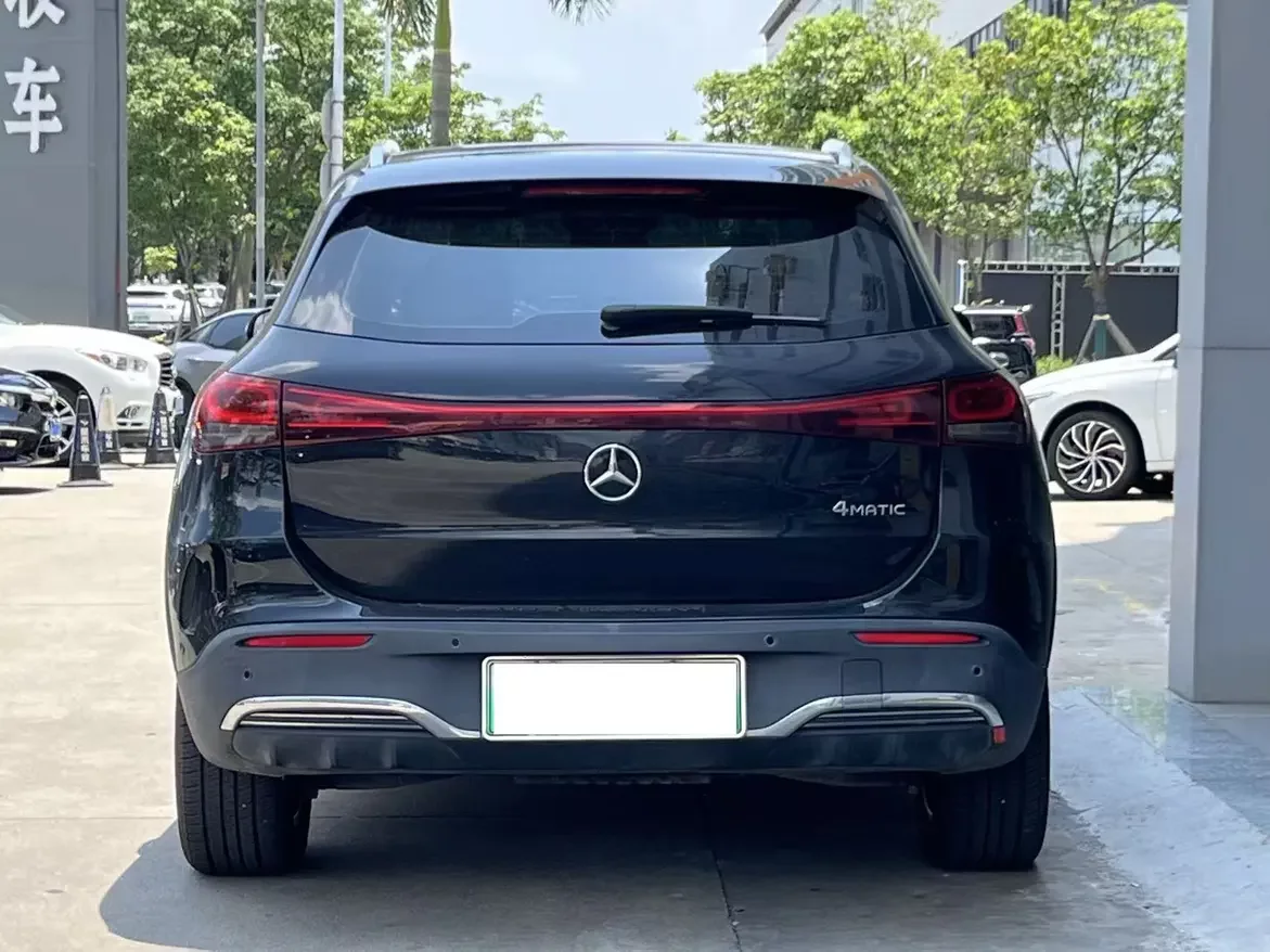 Mercedes-Benz EQA