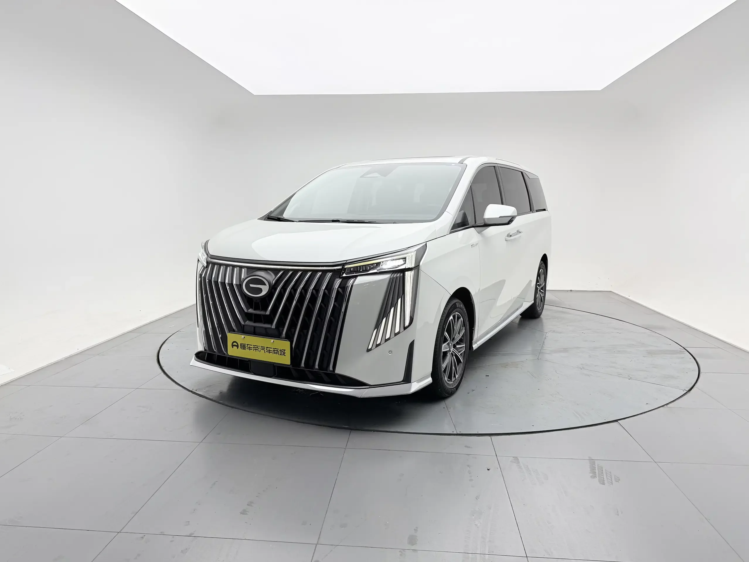 GAC Trumpchi M8