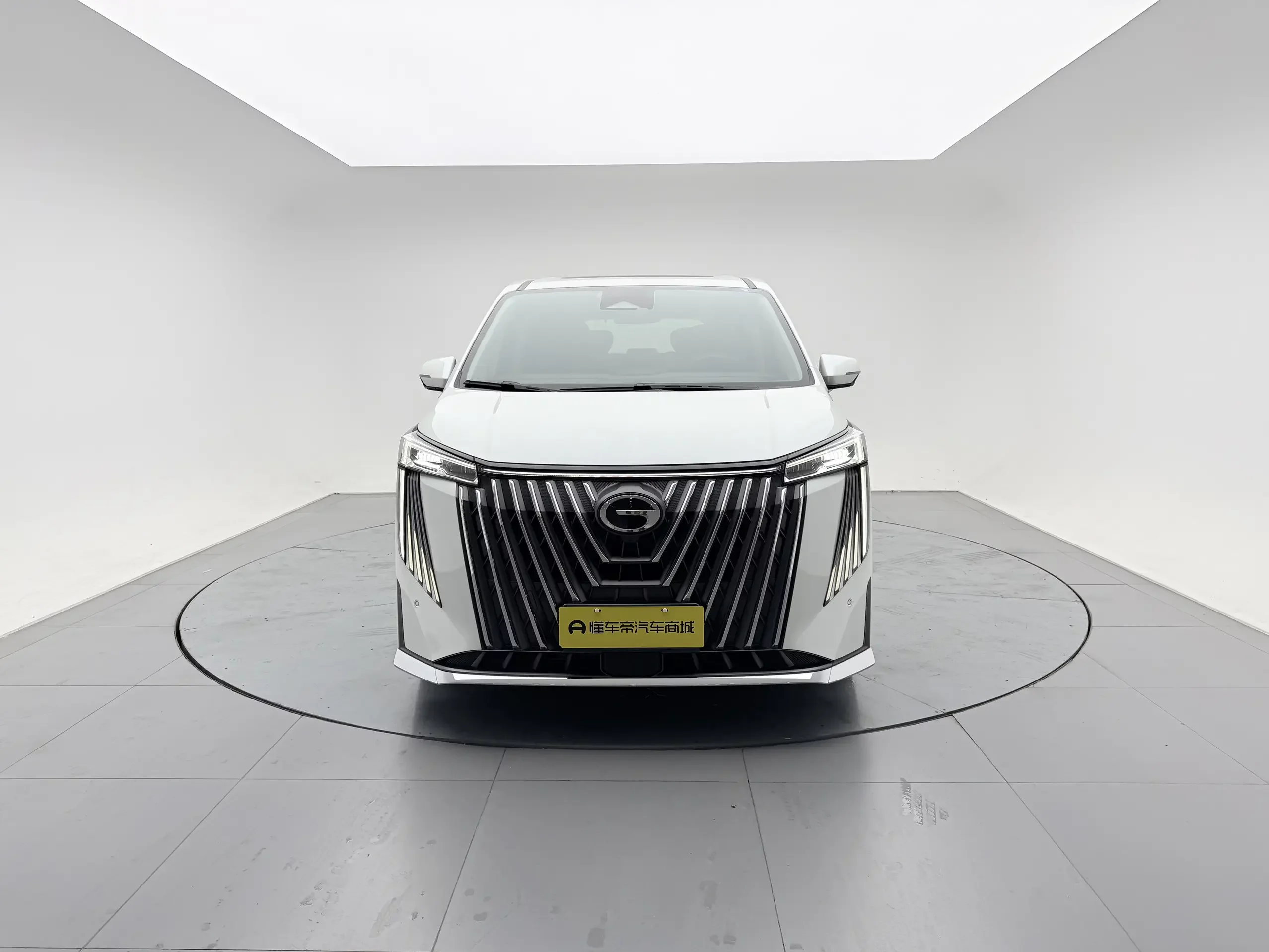 GAC Trumpchi M8