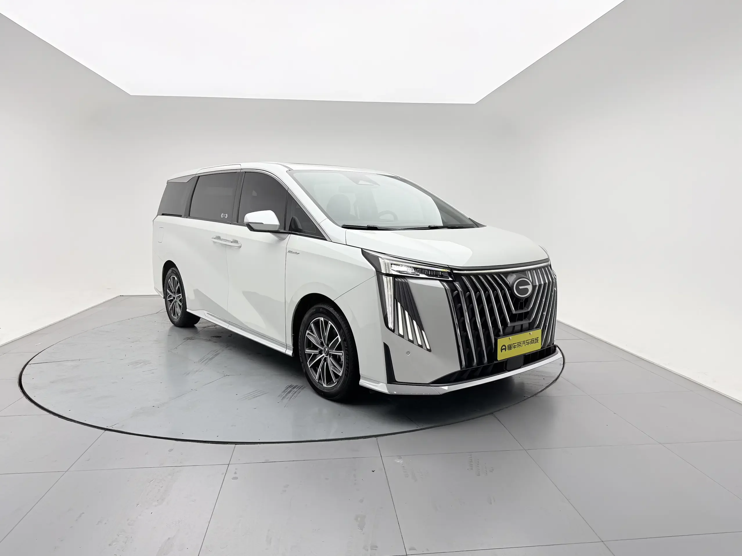 GAC Trumpchi M8