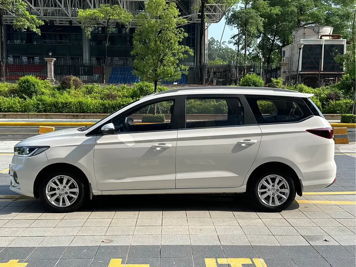 Baojun 360