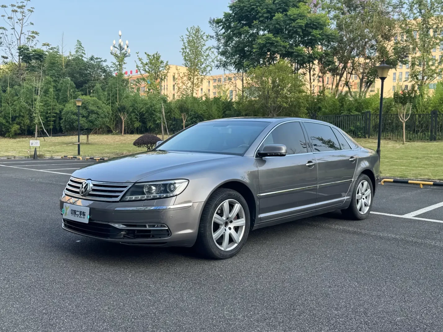 Volkswagen Phaeton / Phideon