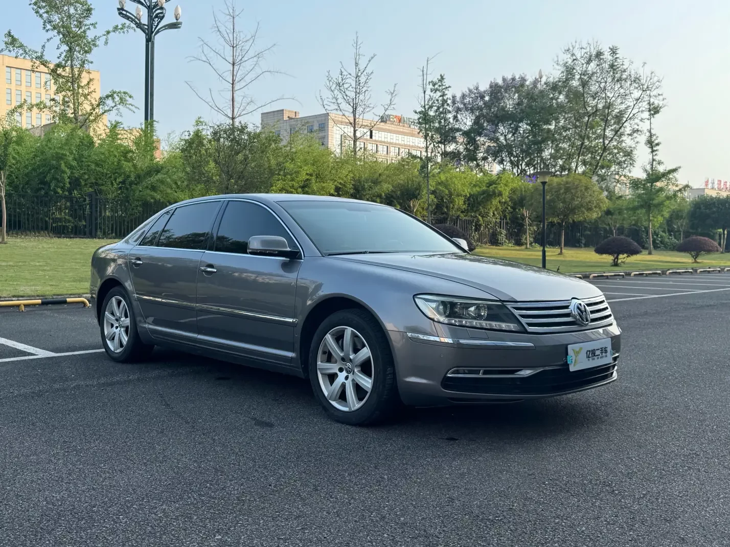 Volkswagen Phaeton / Phideon