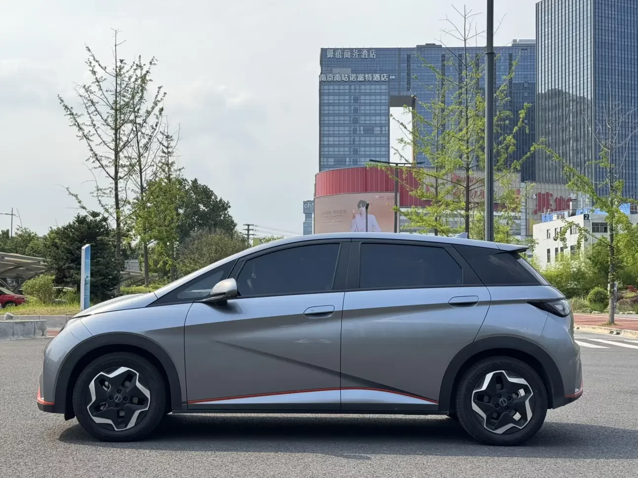 BYD dolphin