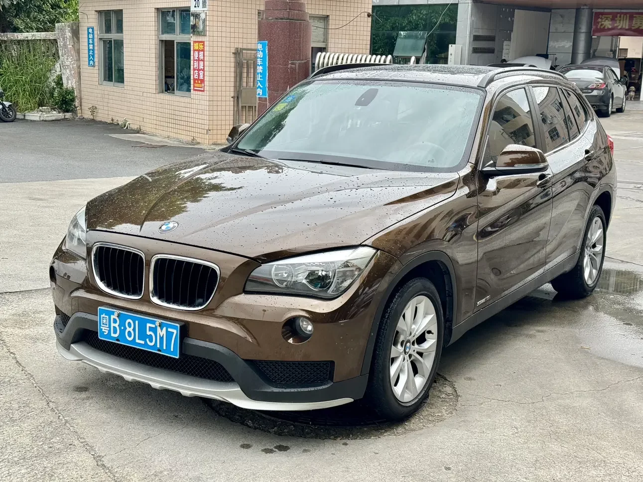BMW X1