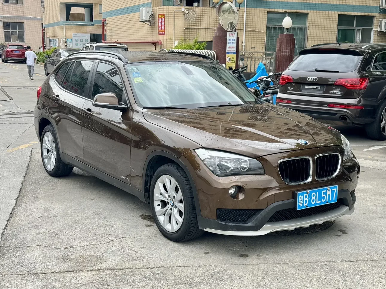 BMW X1