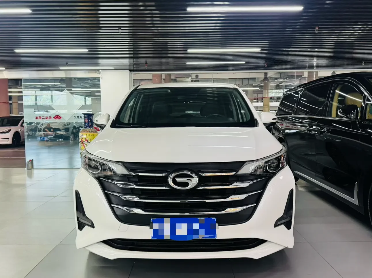 GAC Trumpchi M6  из Китая