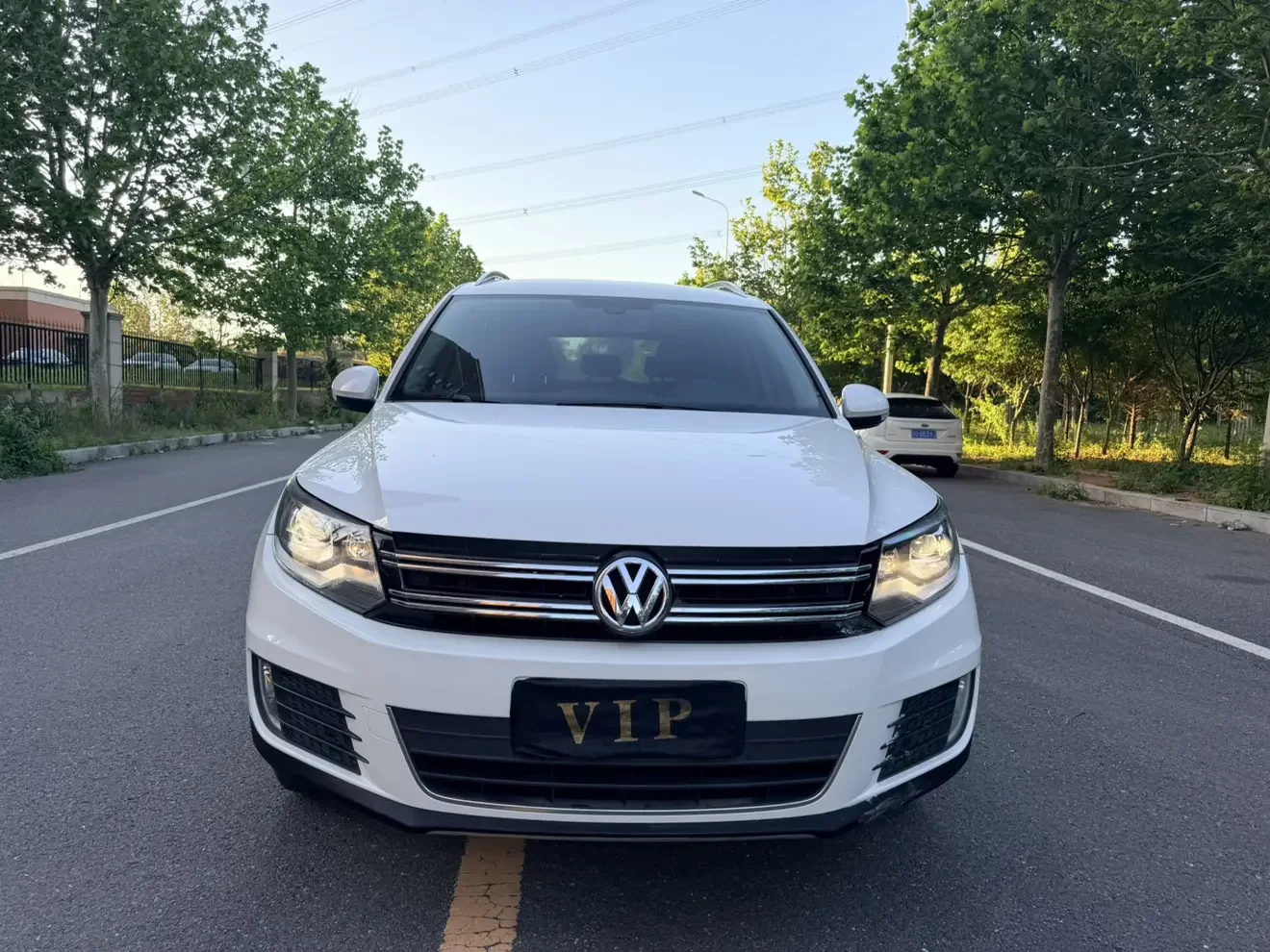 Volkswagen Tiguan (Tharu)