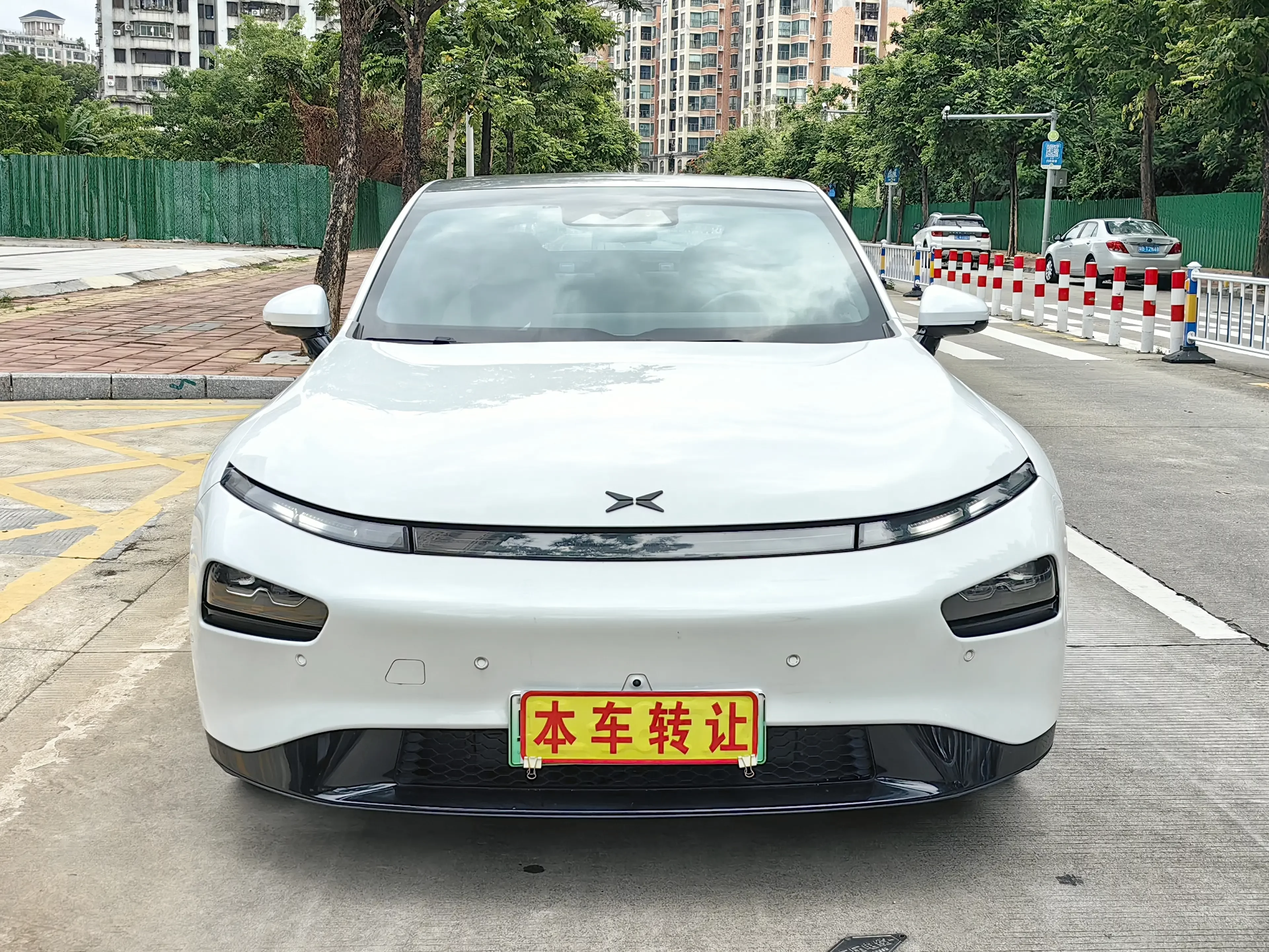 Xpeng P7