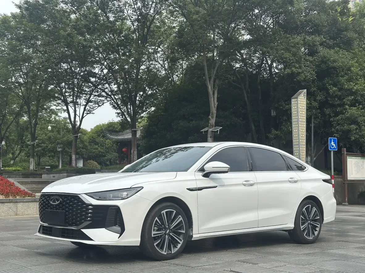 Chery Arrizo 8 PRO