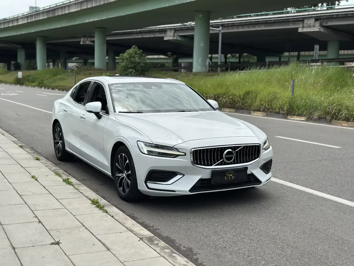 Volvo S60