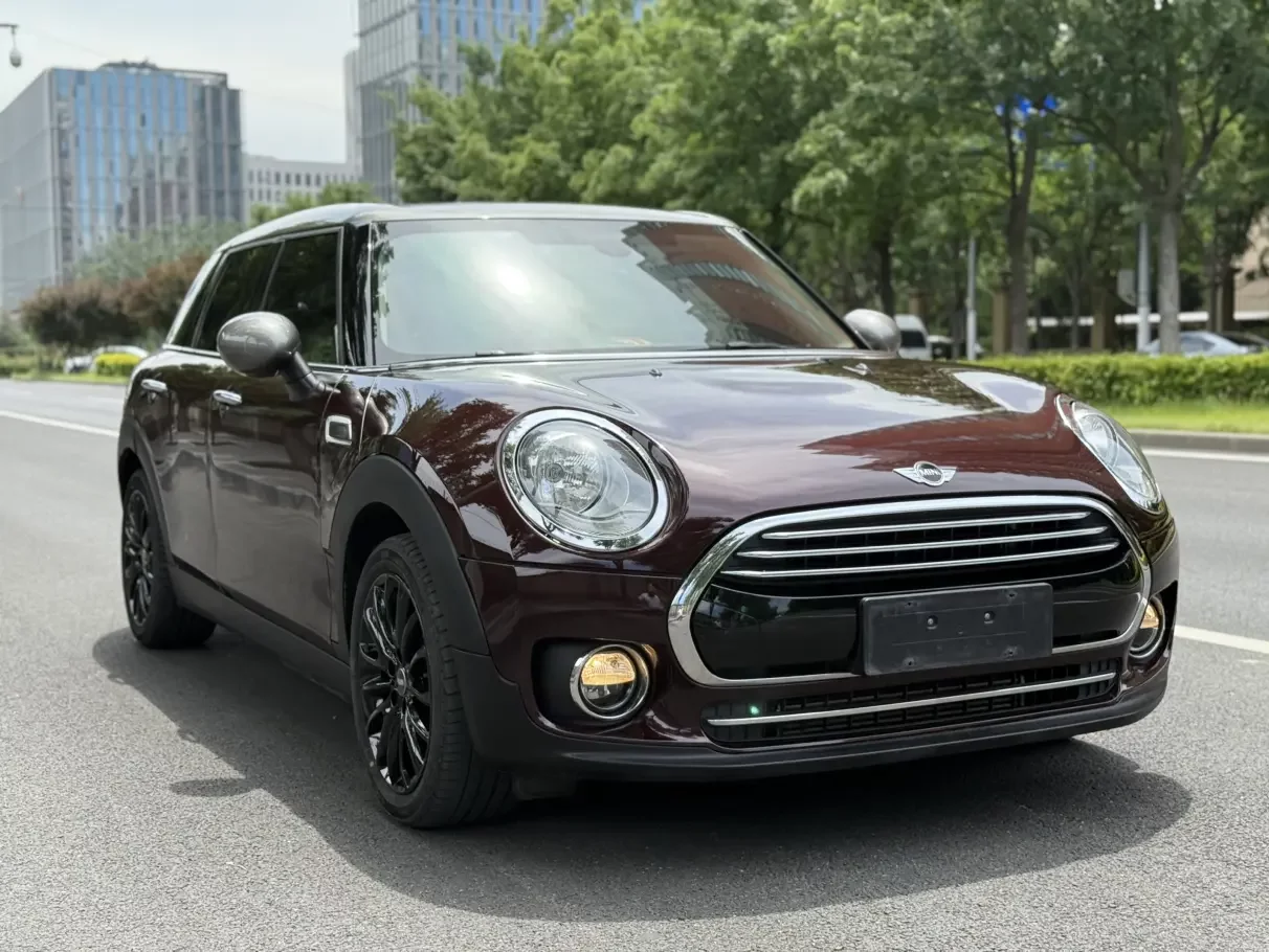 MINI CLUBMAN