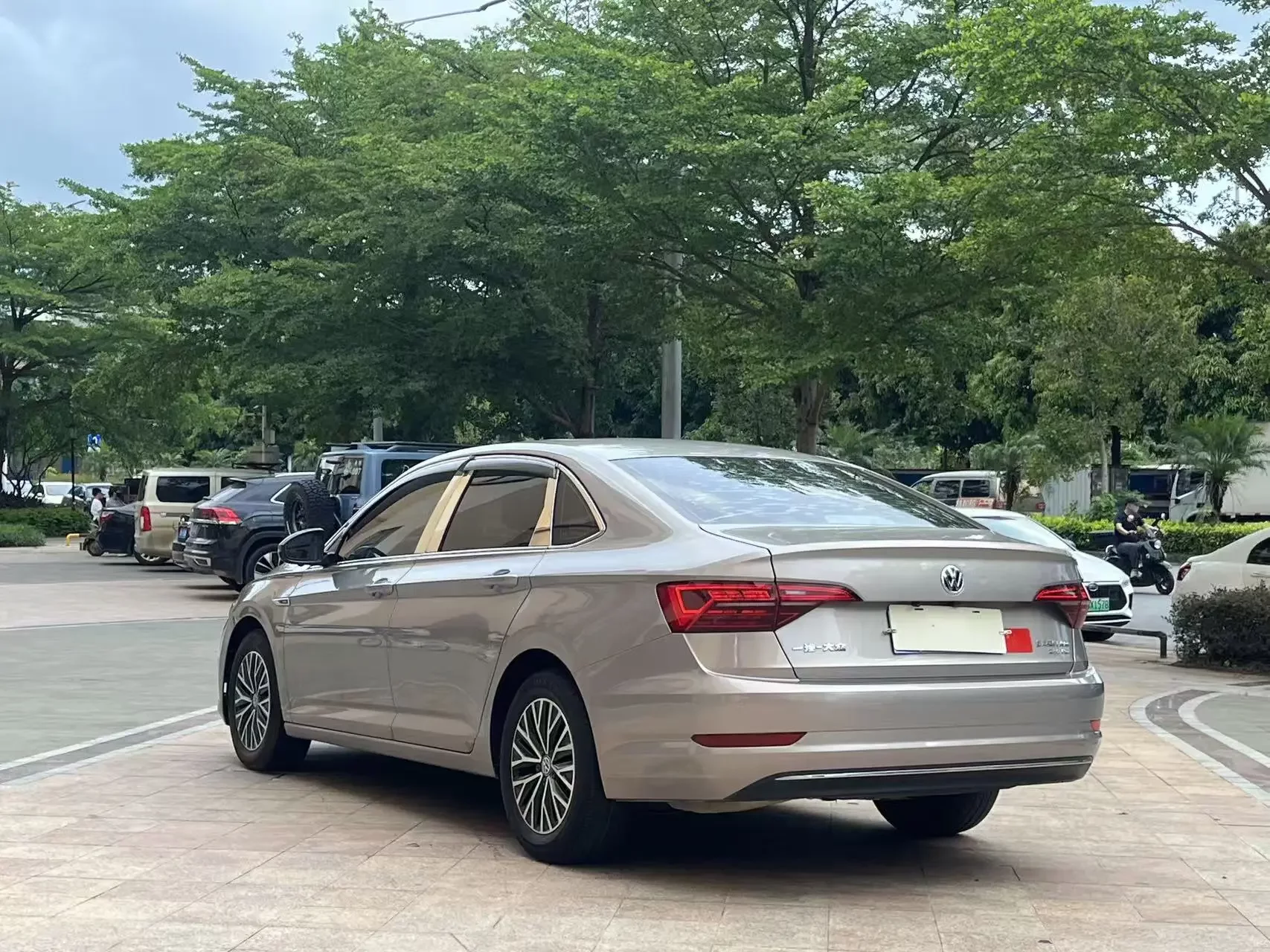 Volkswagen Sagitar