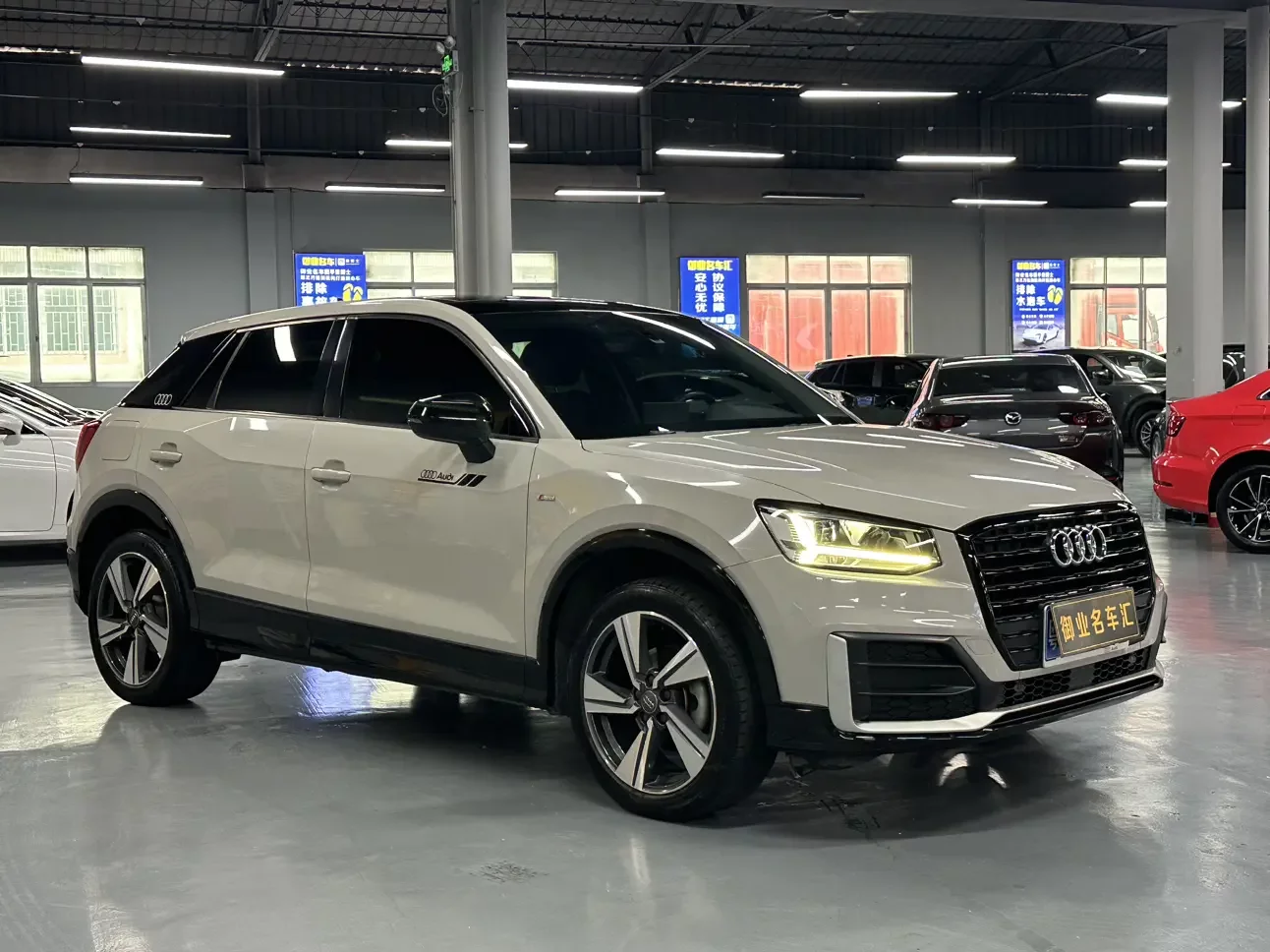 Audi Q2L