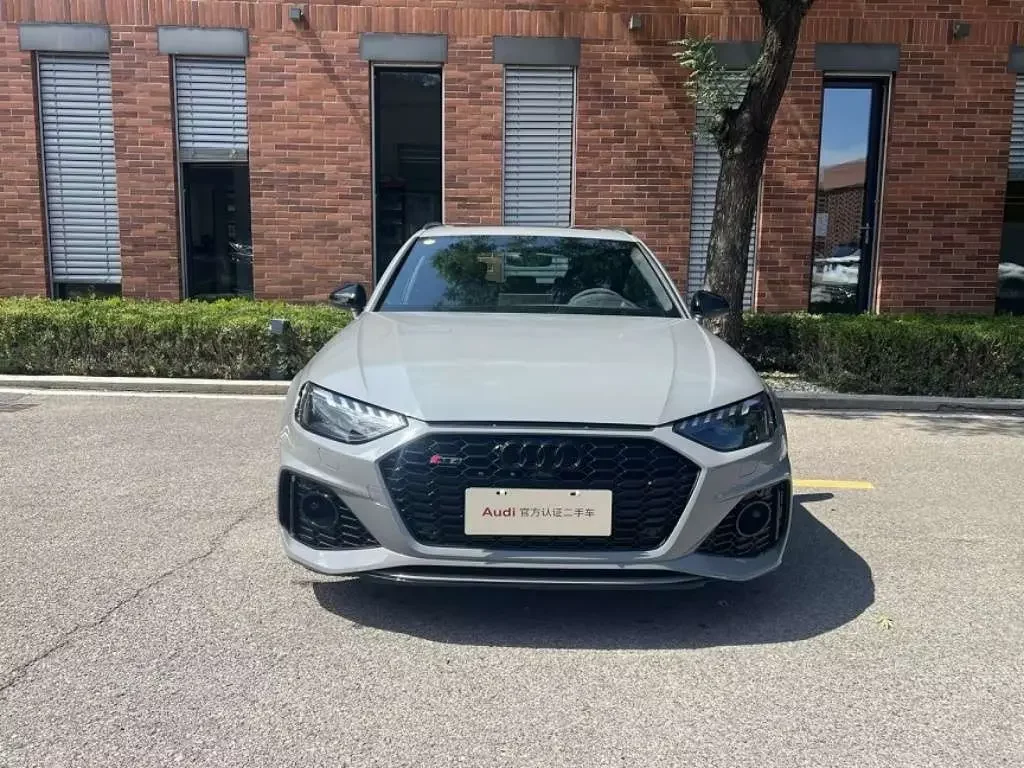 Audi RS 4